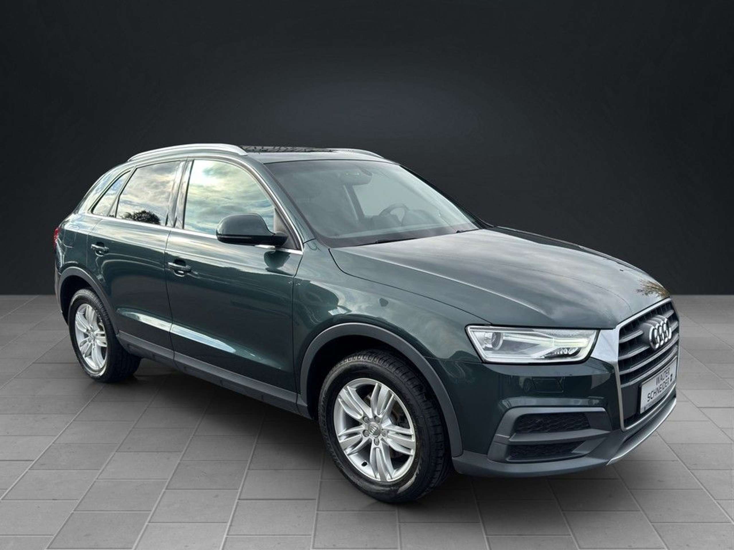 Audi - Q3