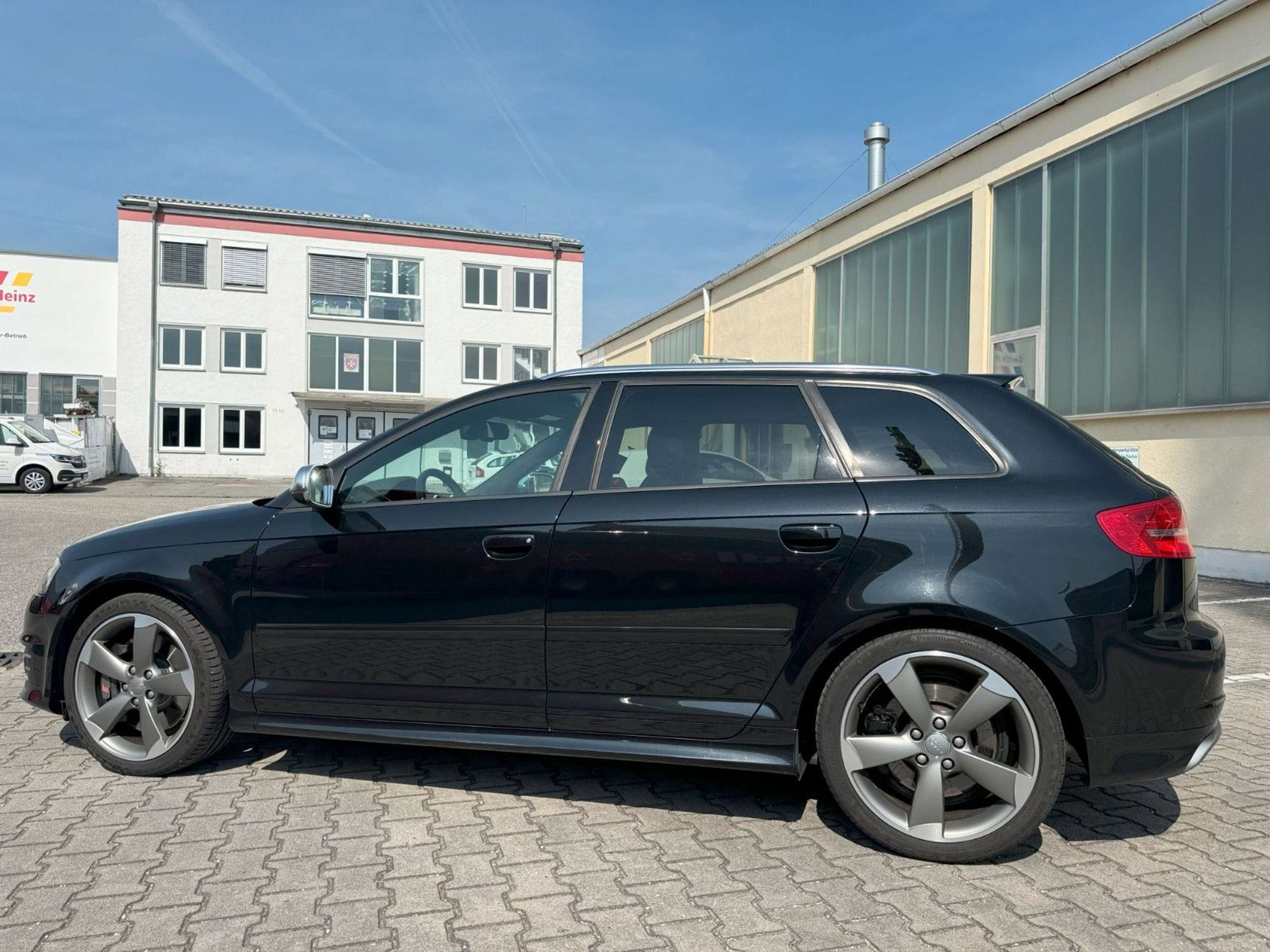 Audi - S3