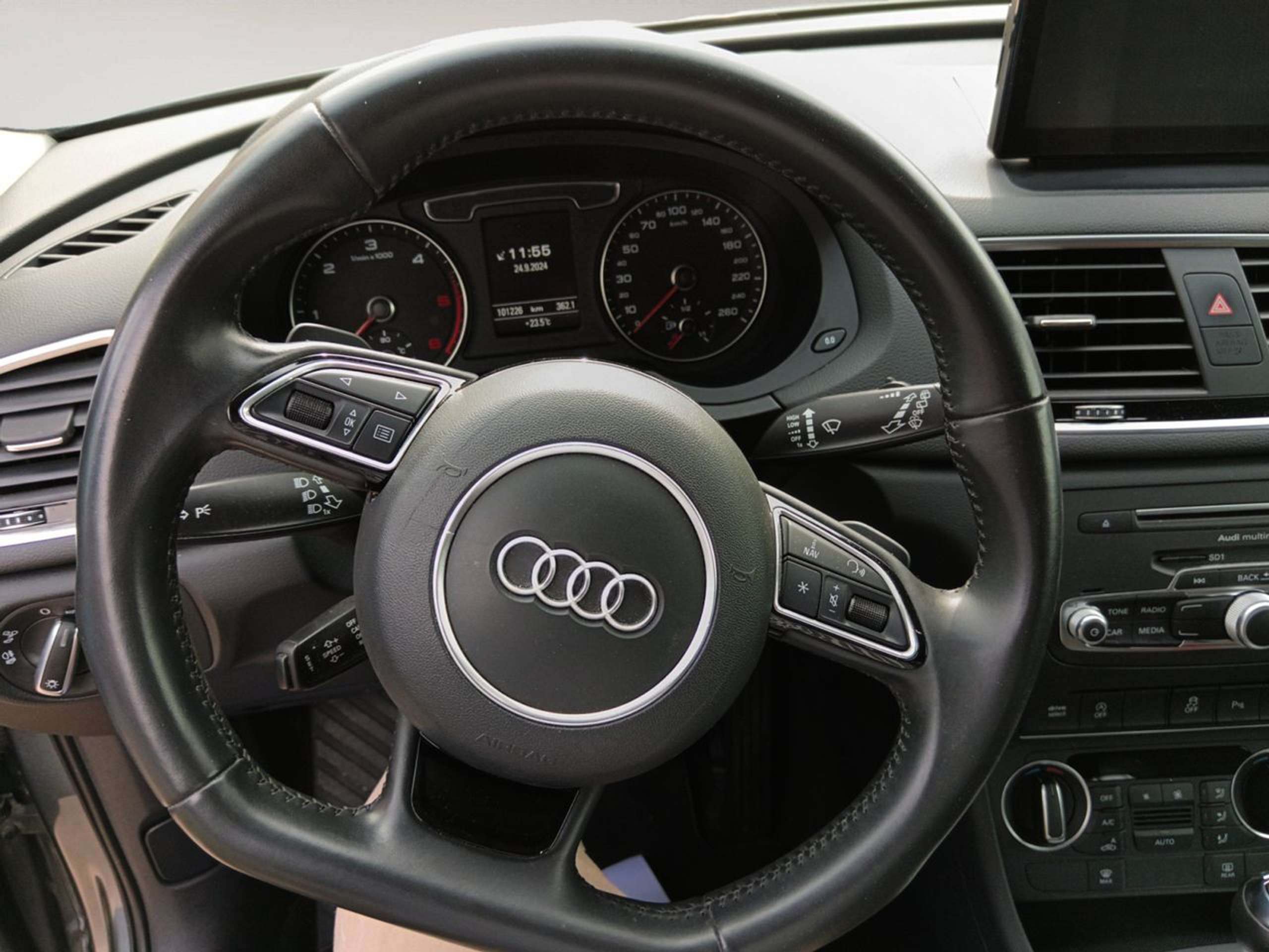 Audi - Q3