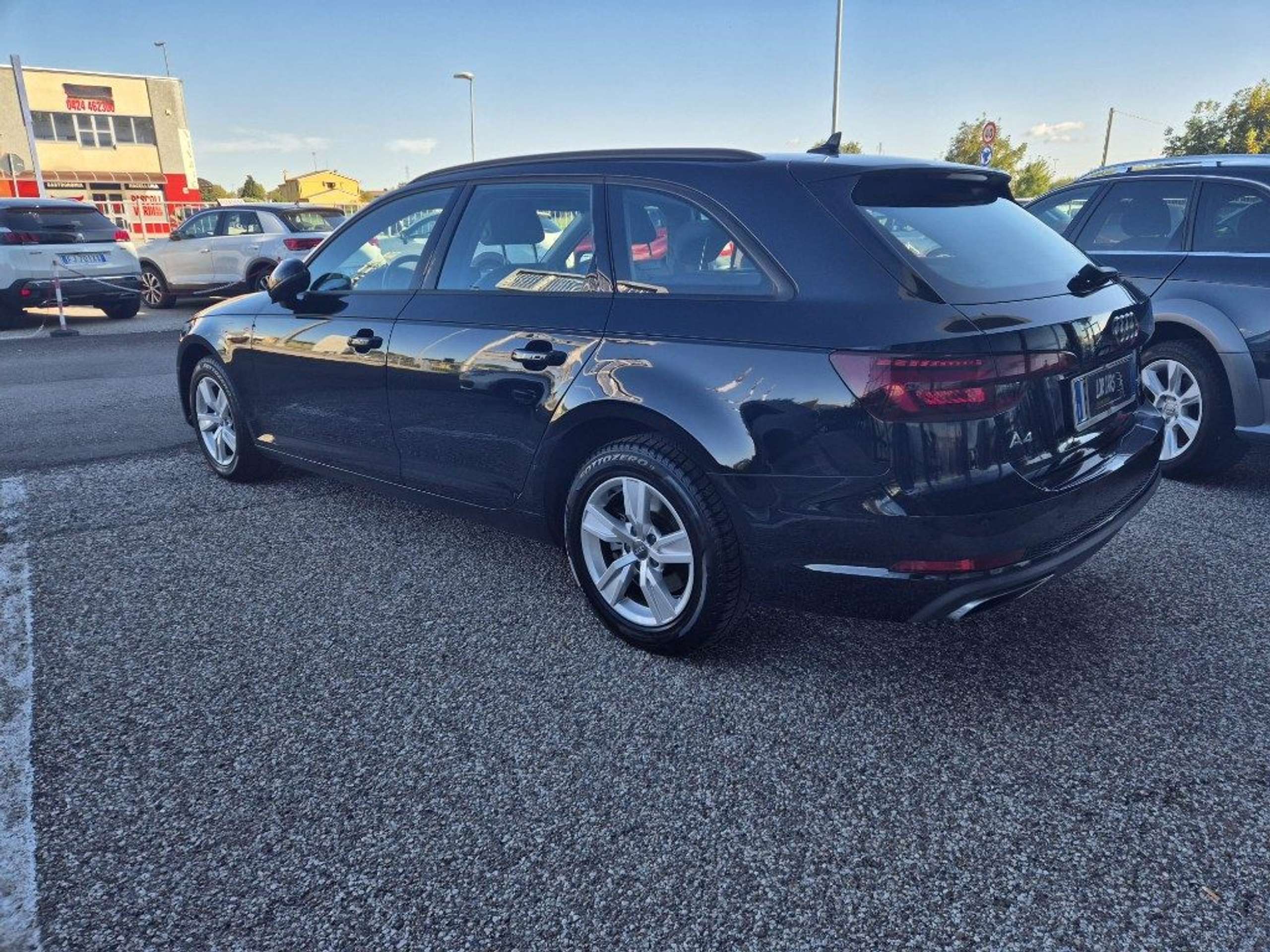 Audi - A4