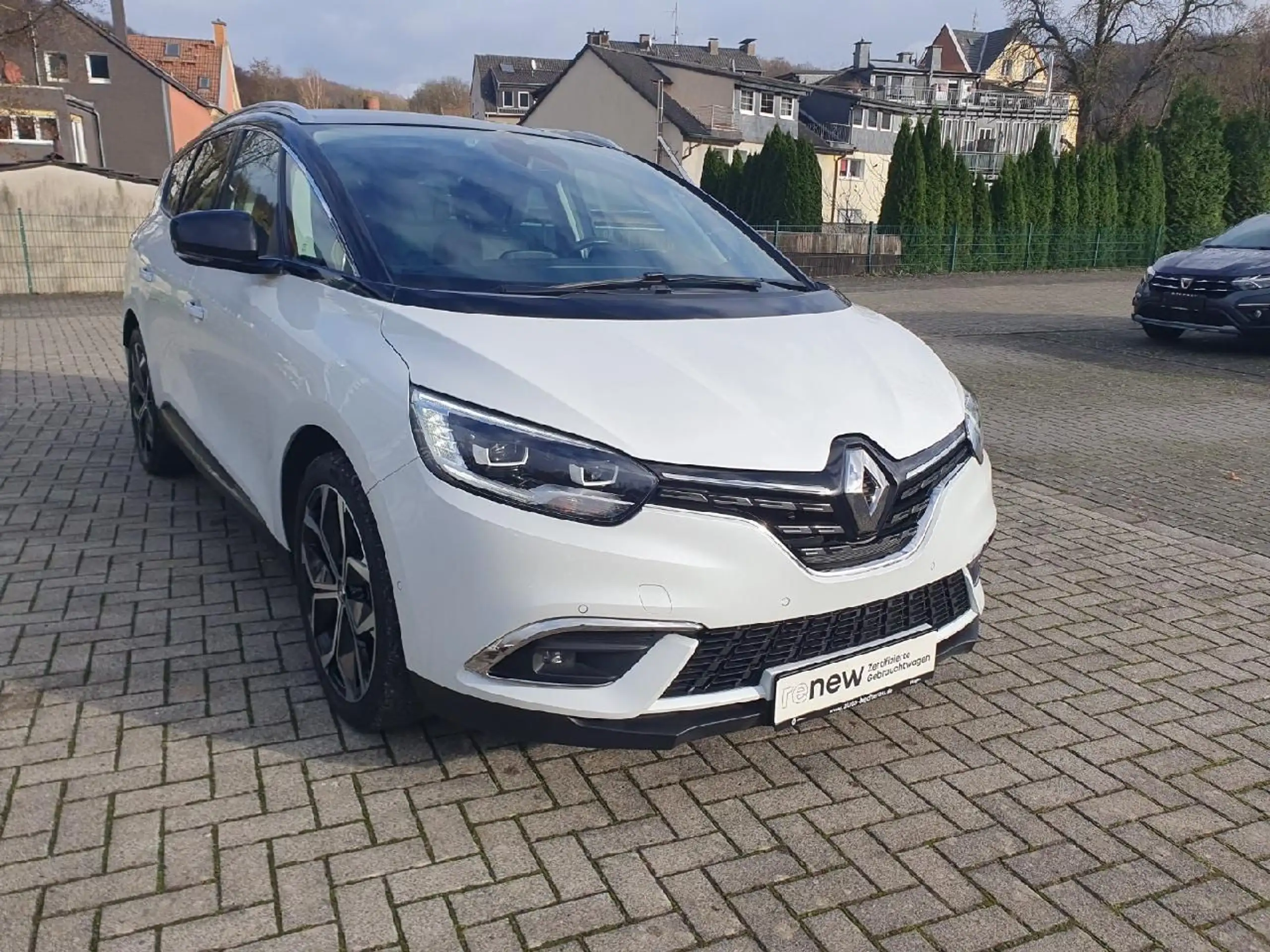 Renault - Scenic