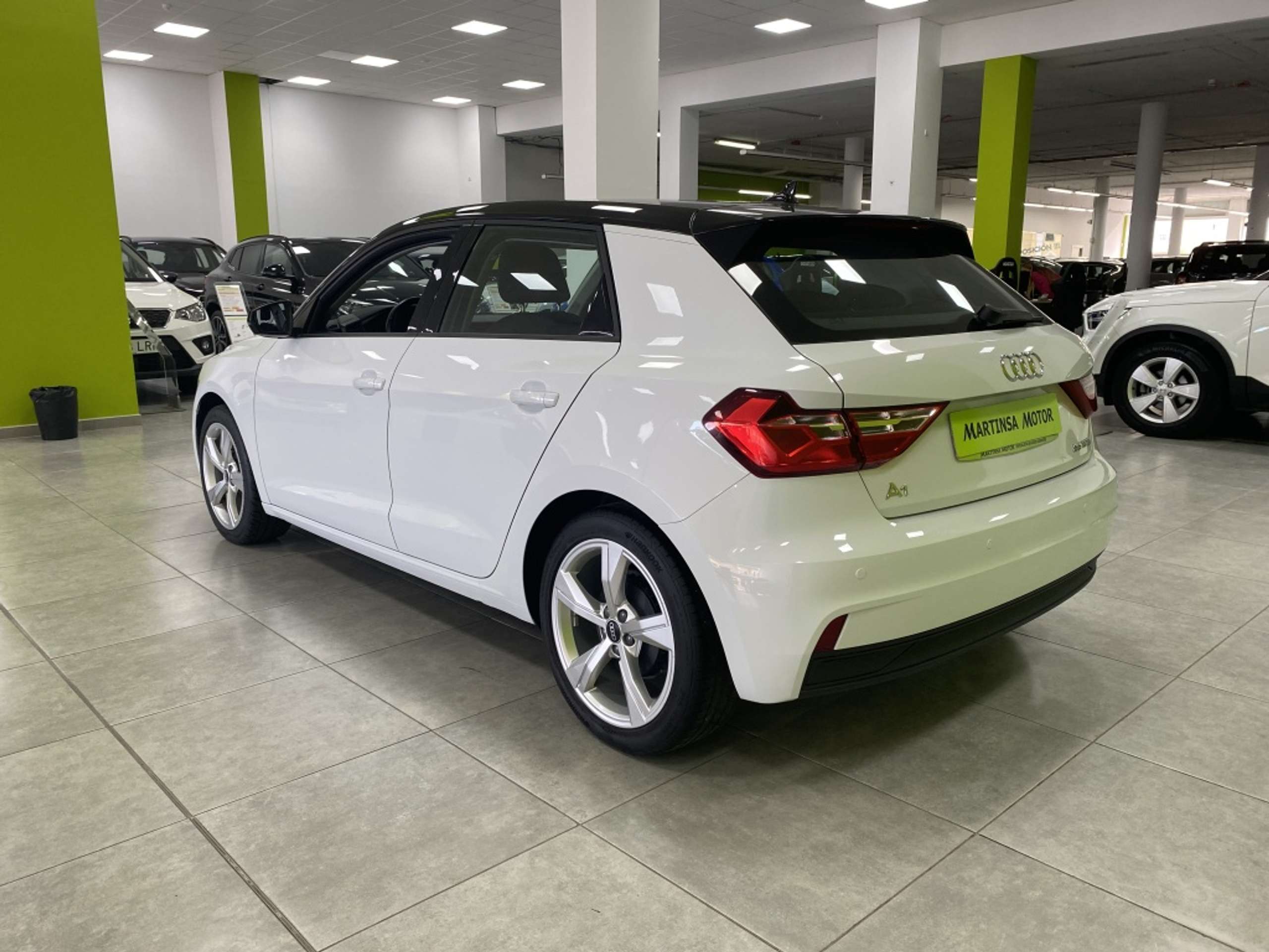 Audi - A1