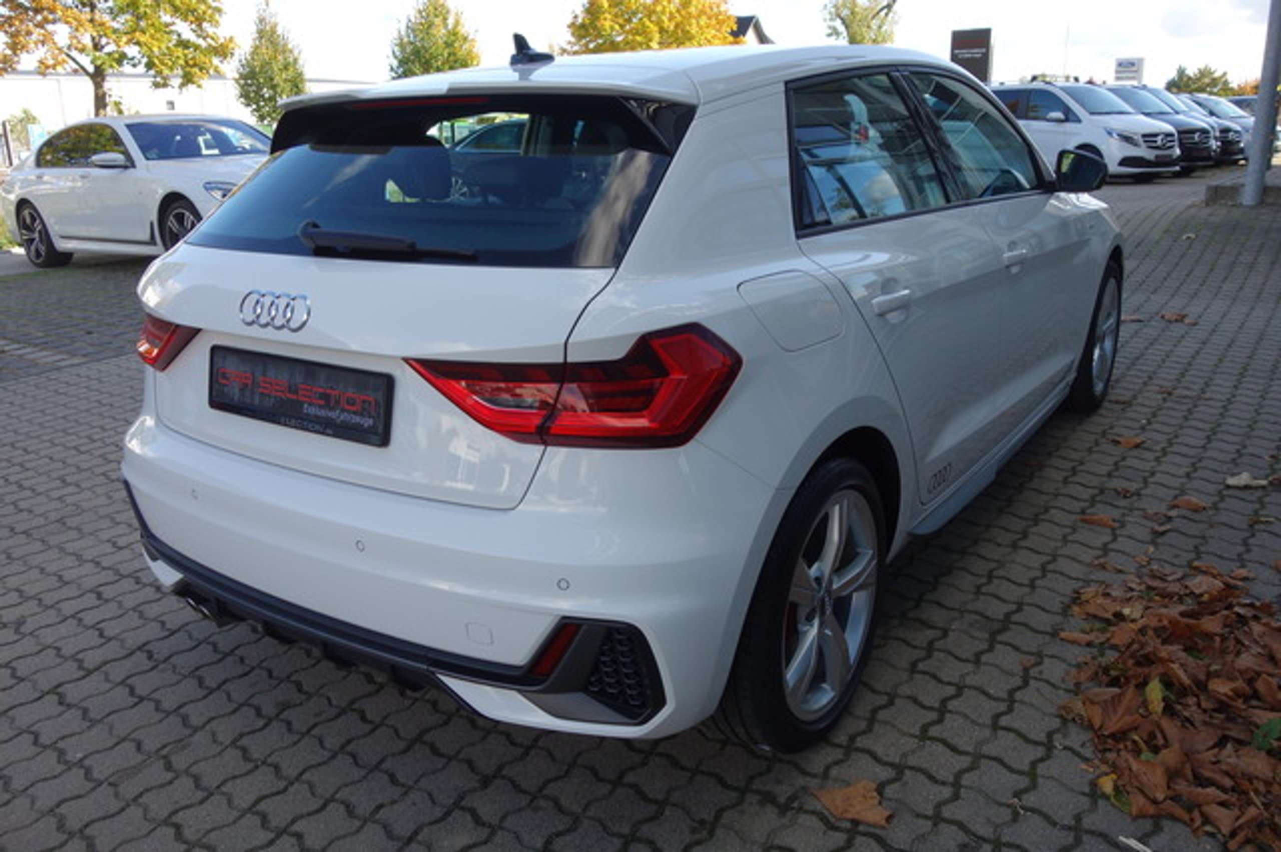 Audi - A1