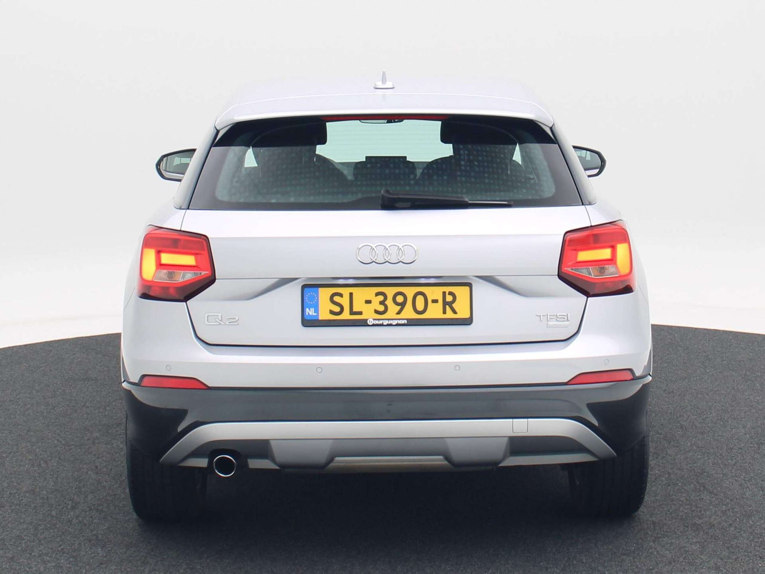 Audi - Q2