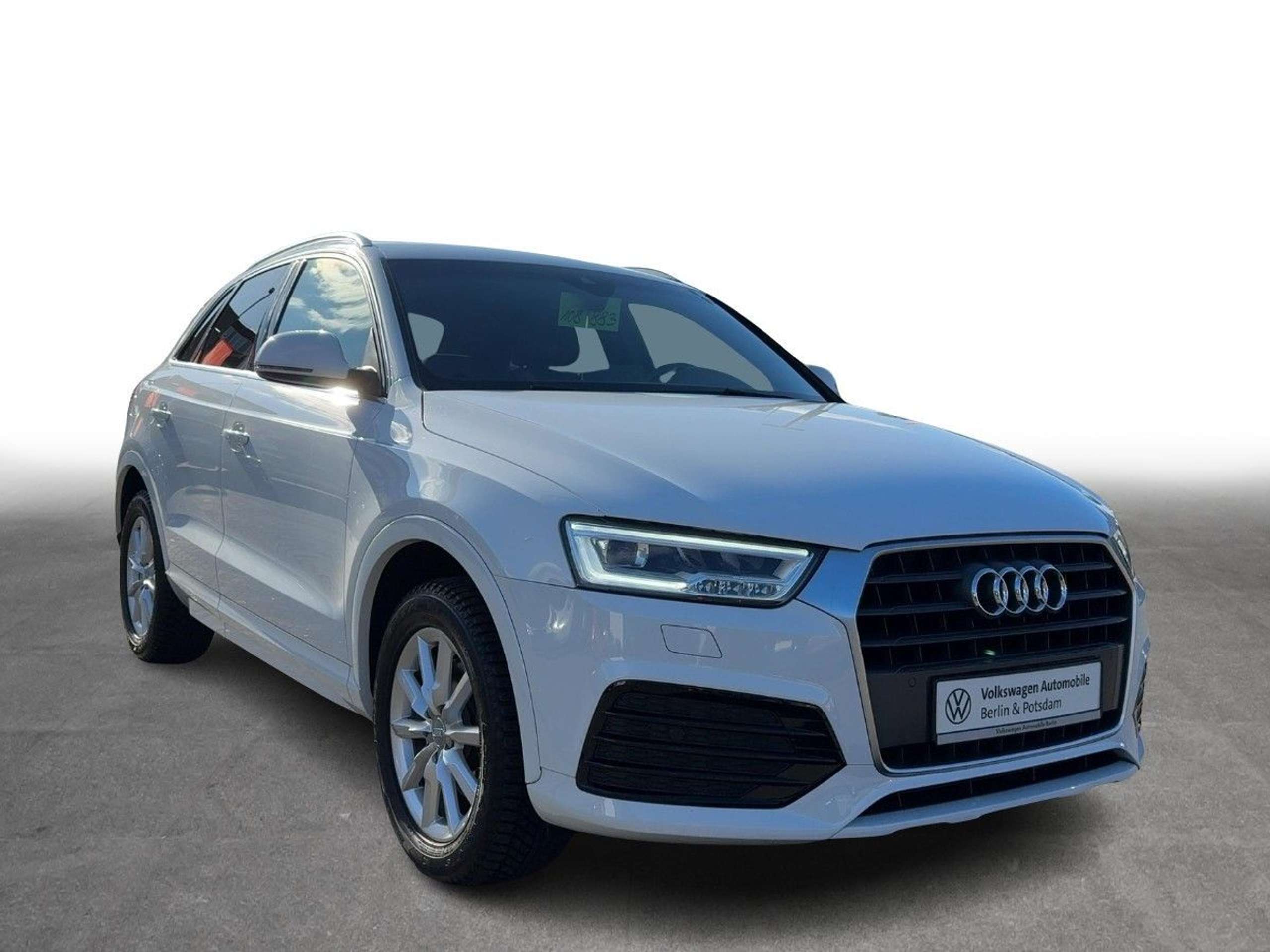 Audi - Q3