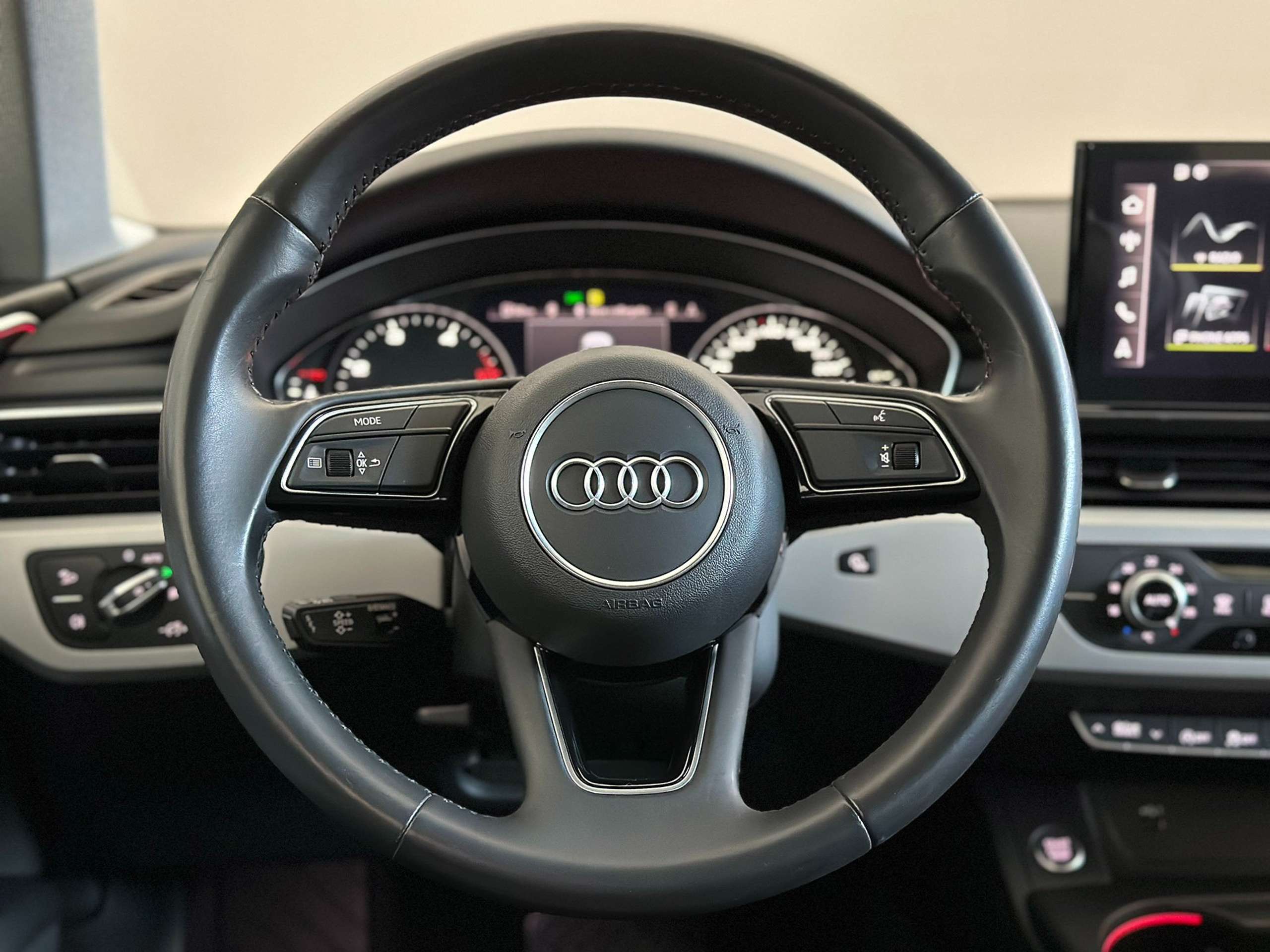 Audi - A4