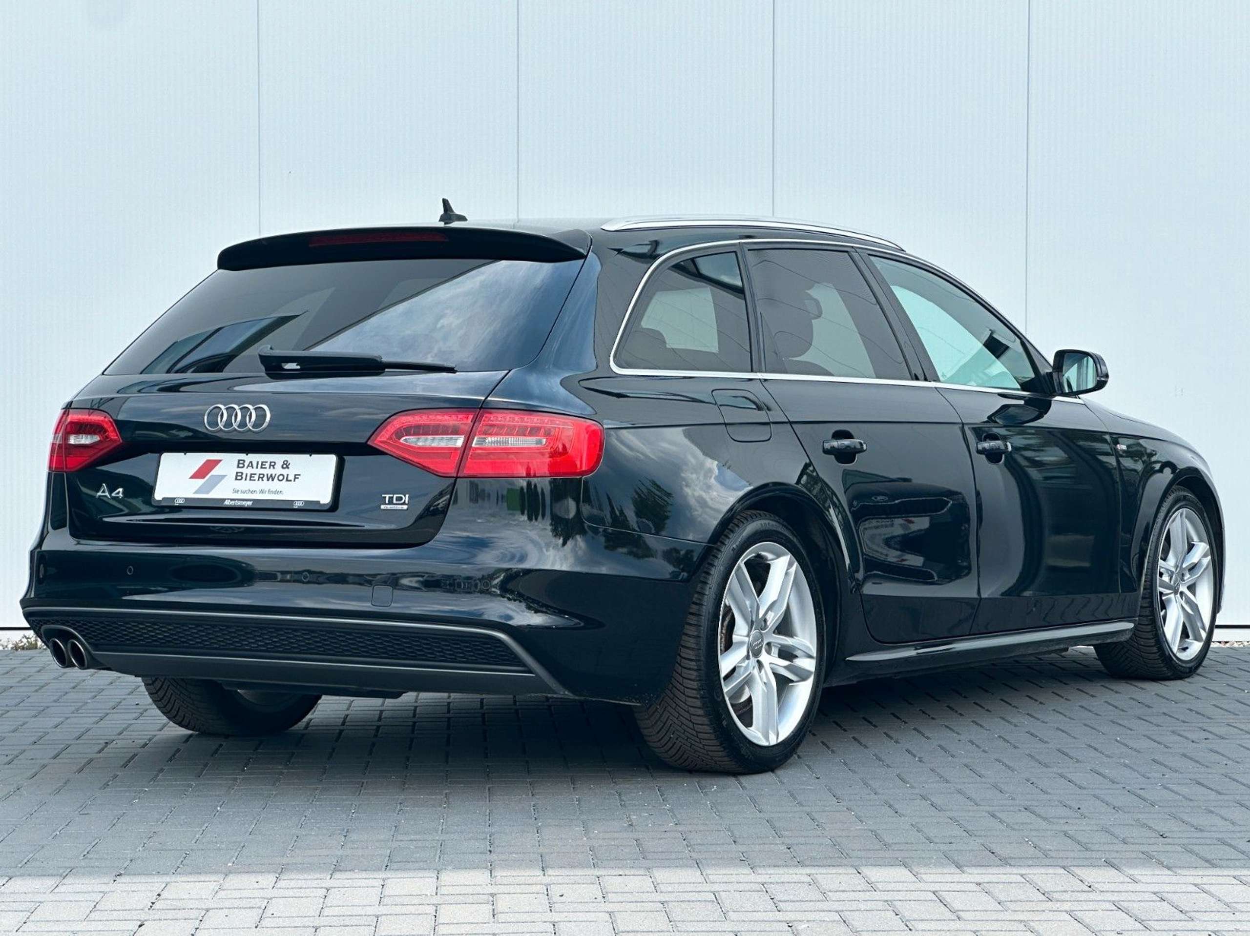 Audi - A4