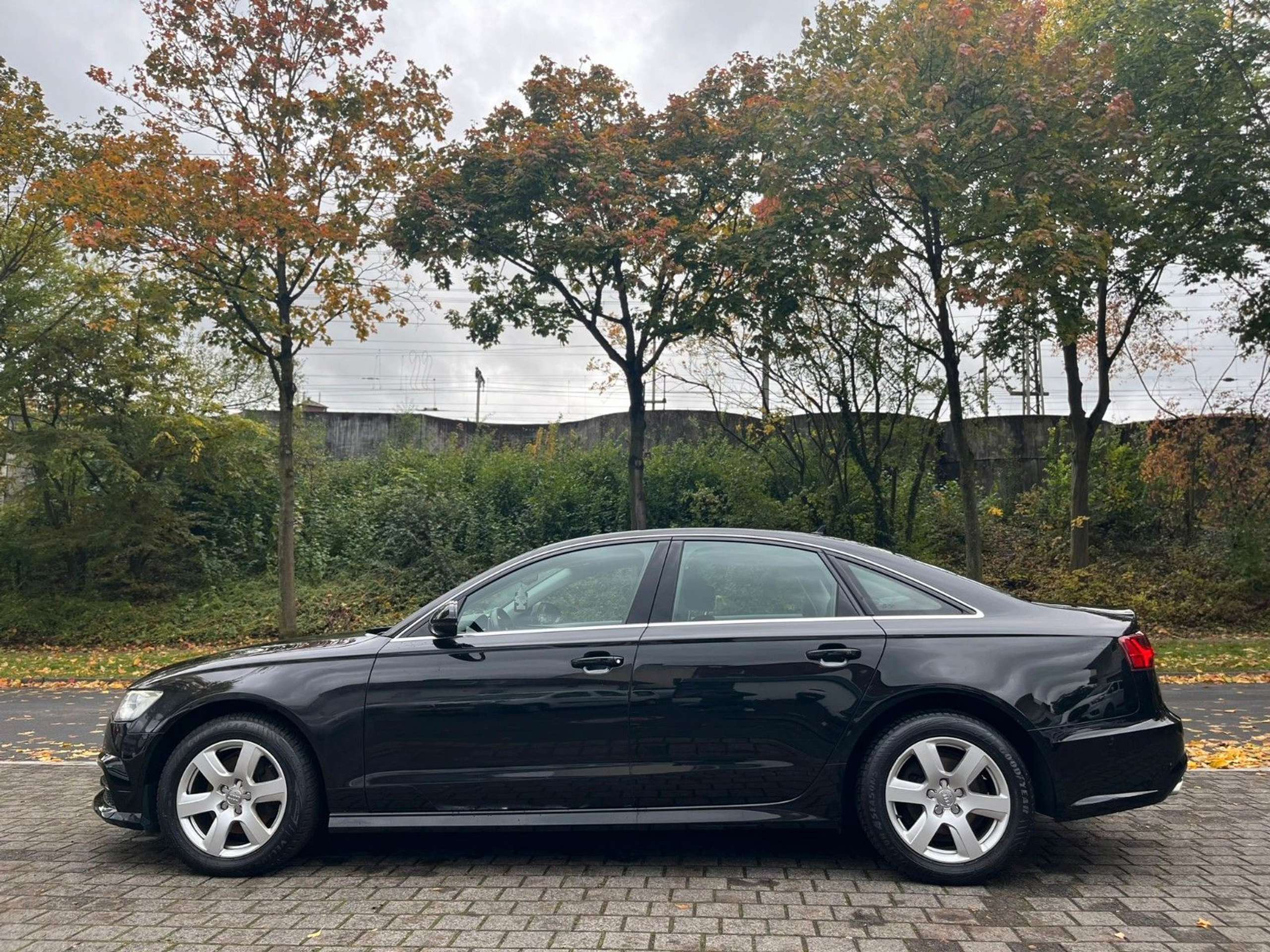 Audi - A6