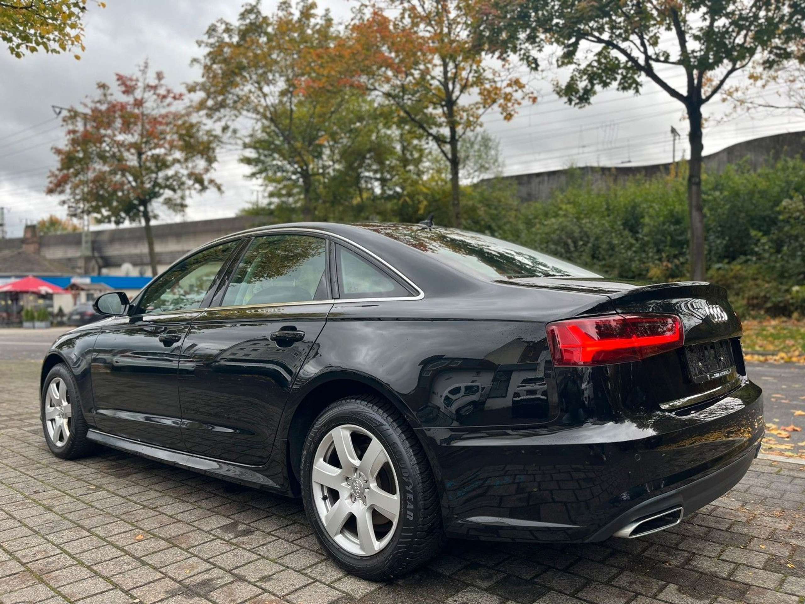 Audi - A6