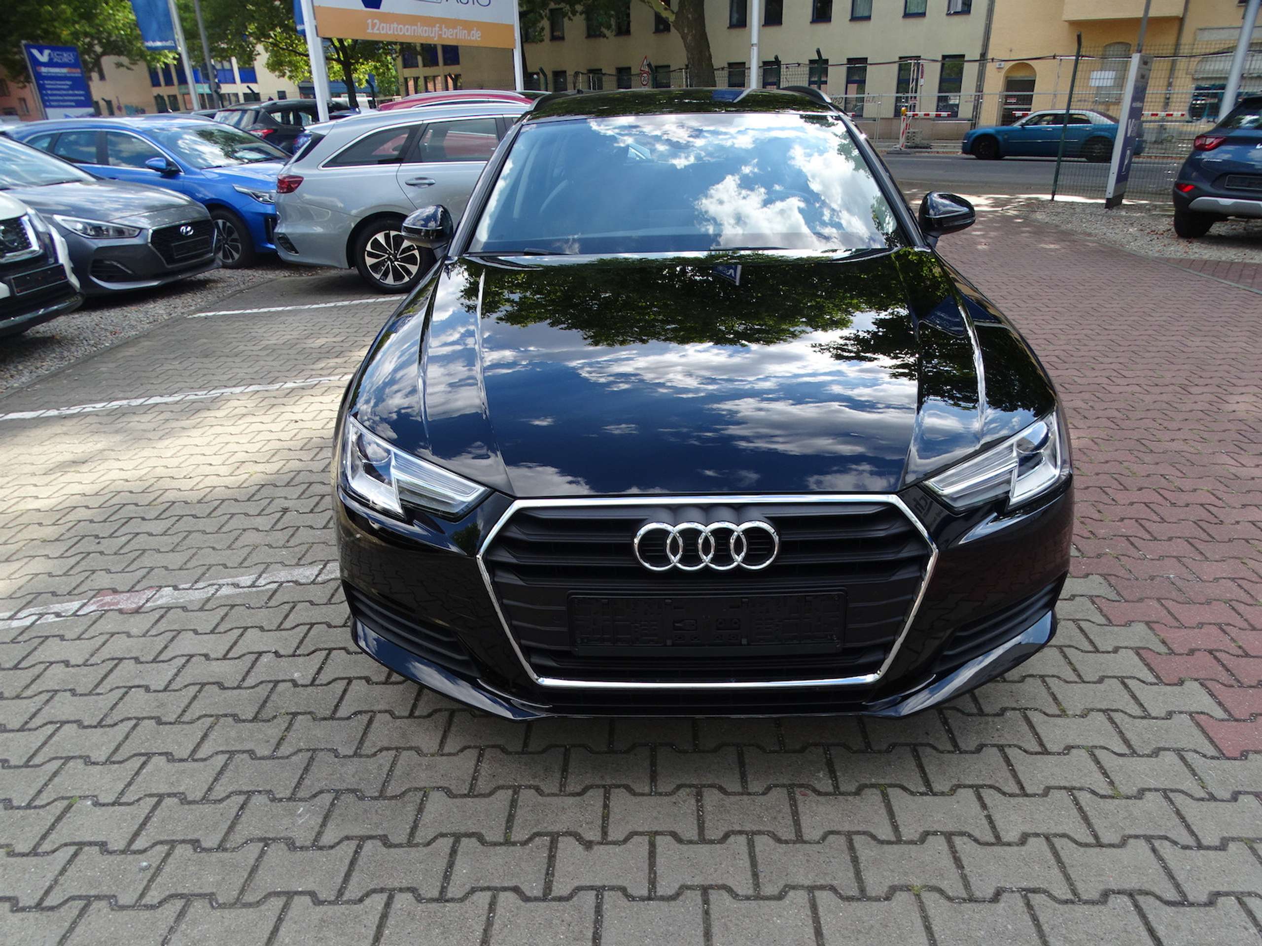 Audi - A4