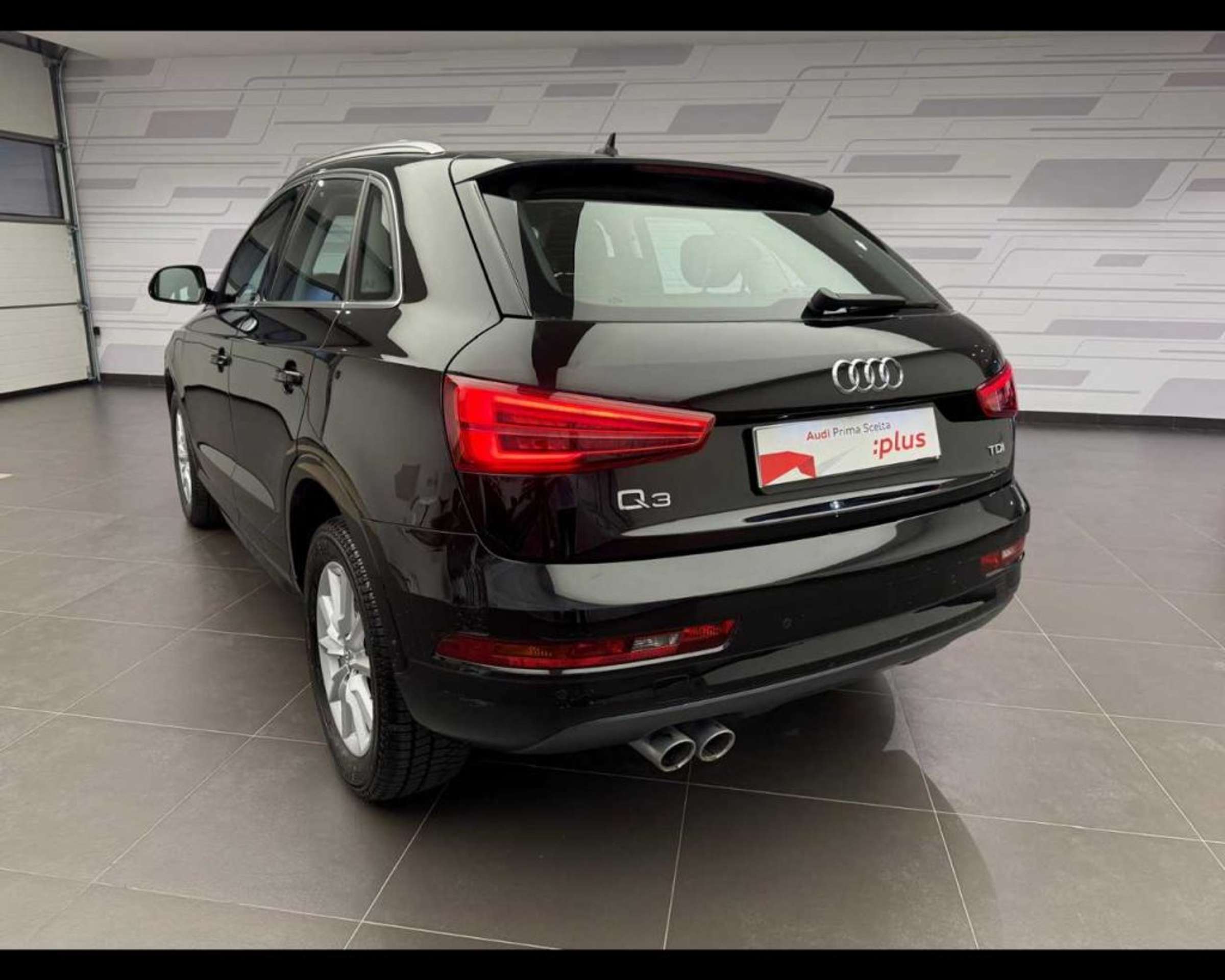 Audi - Q3