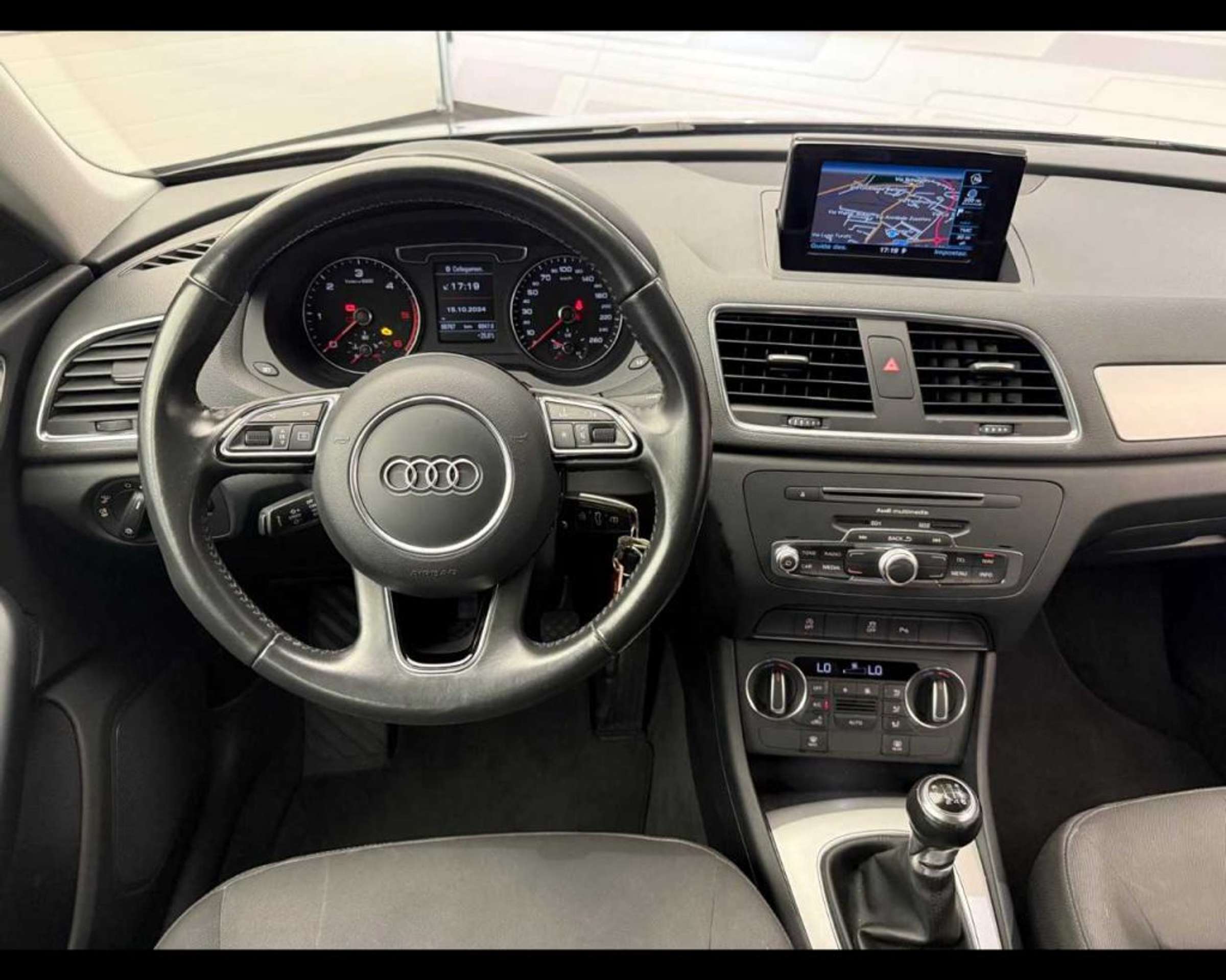 Audi - Q3