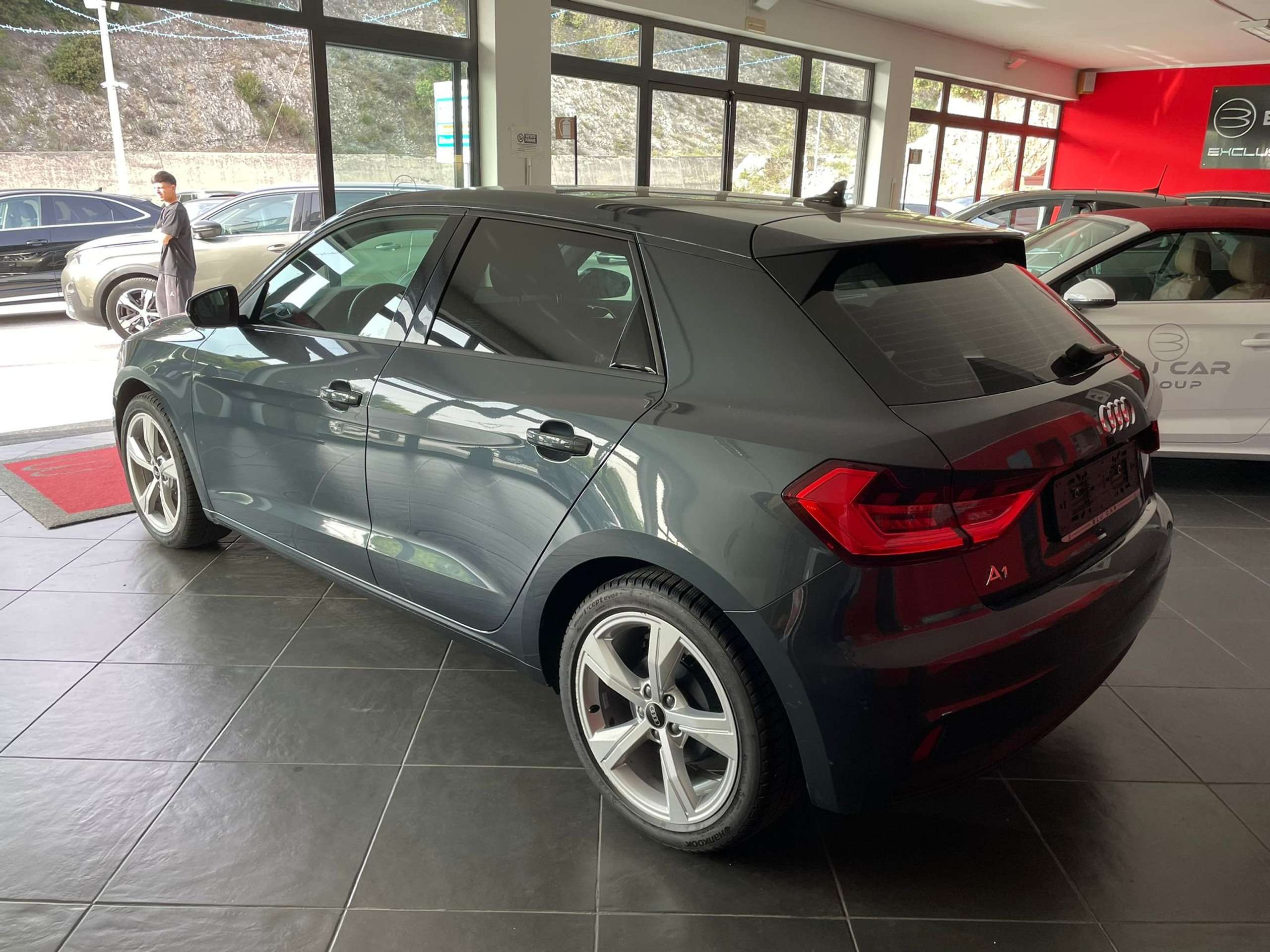 Audi - A1