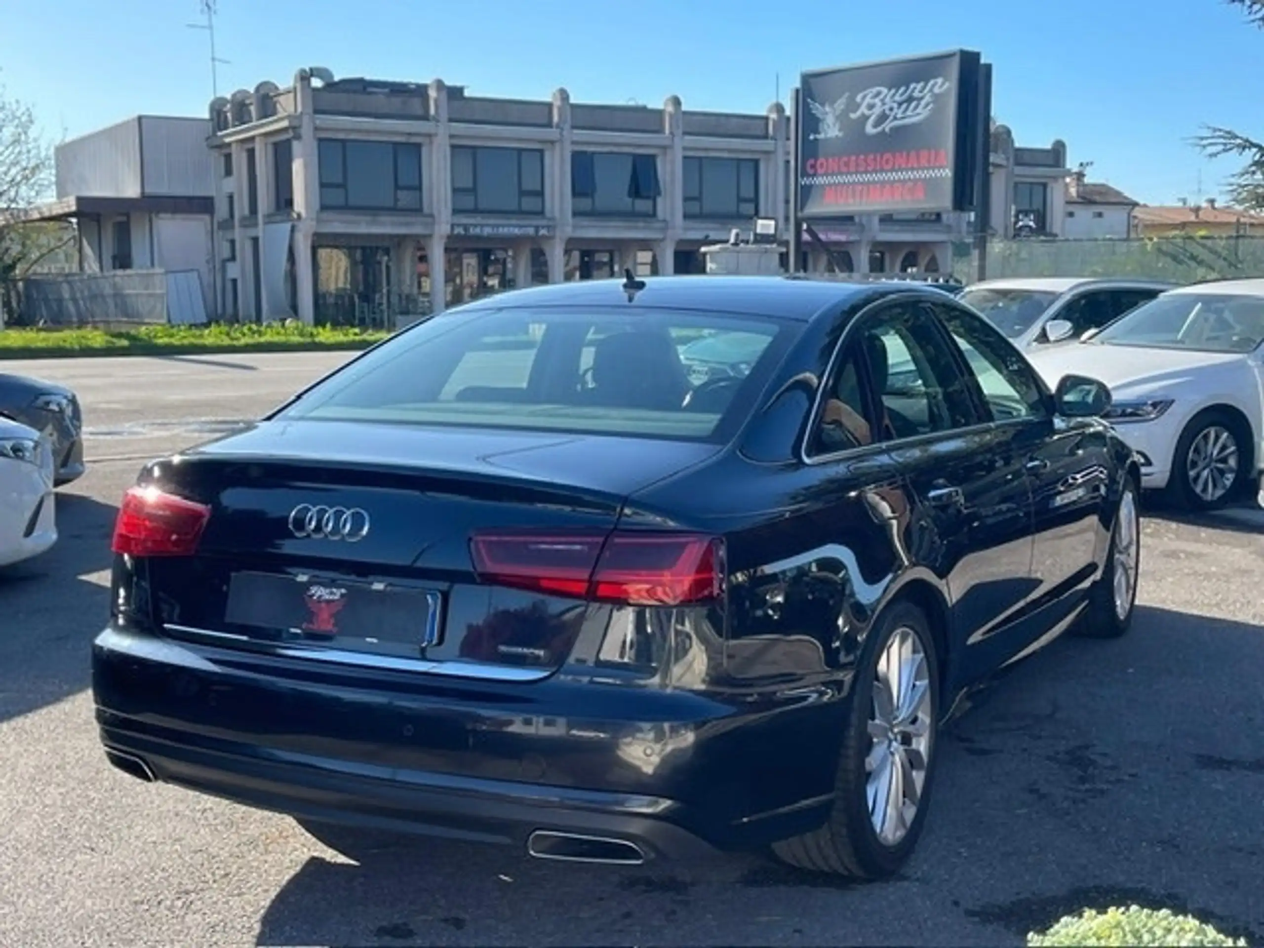 Audi - A6