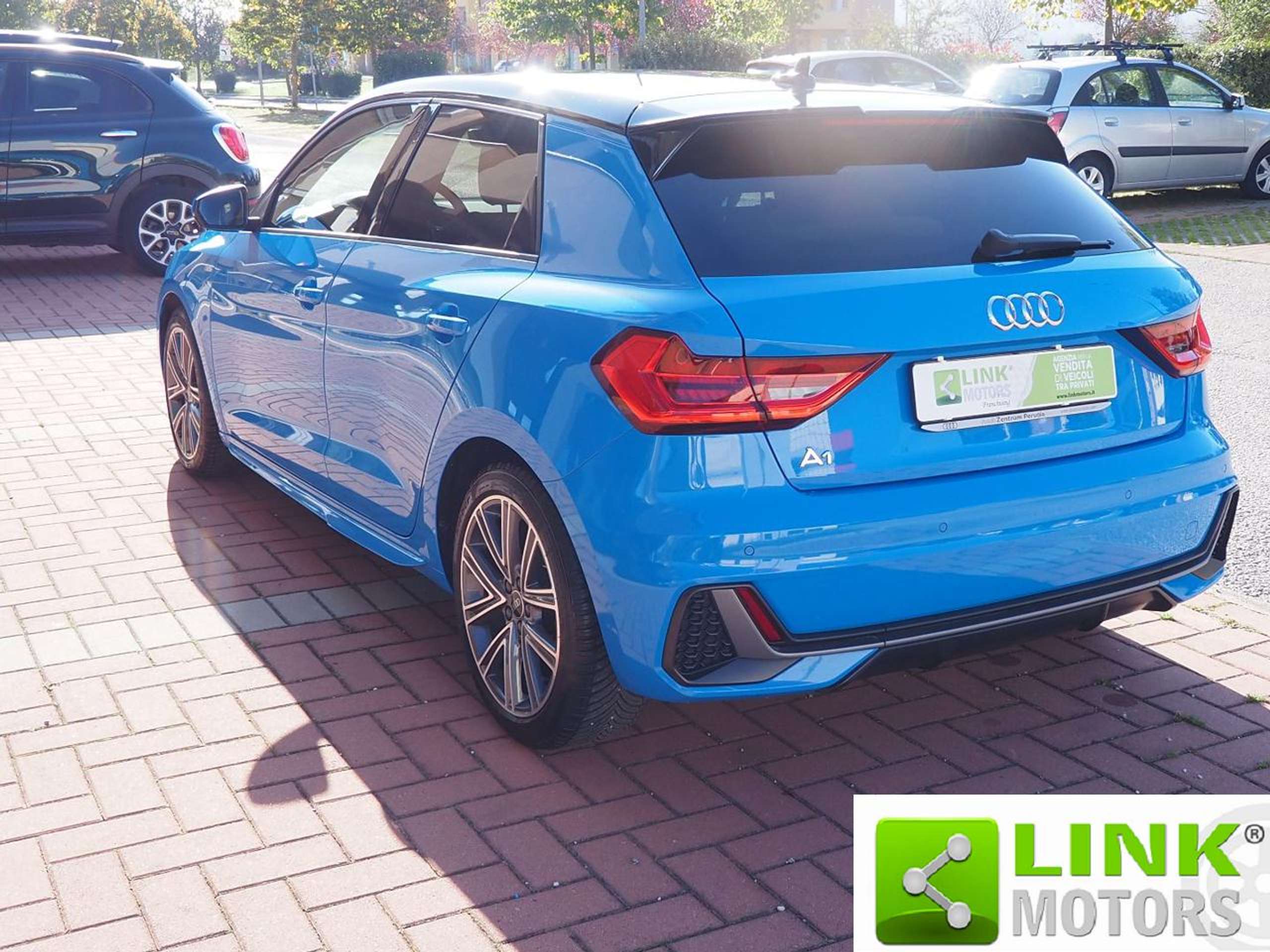 Audi - A1