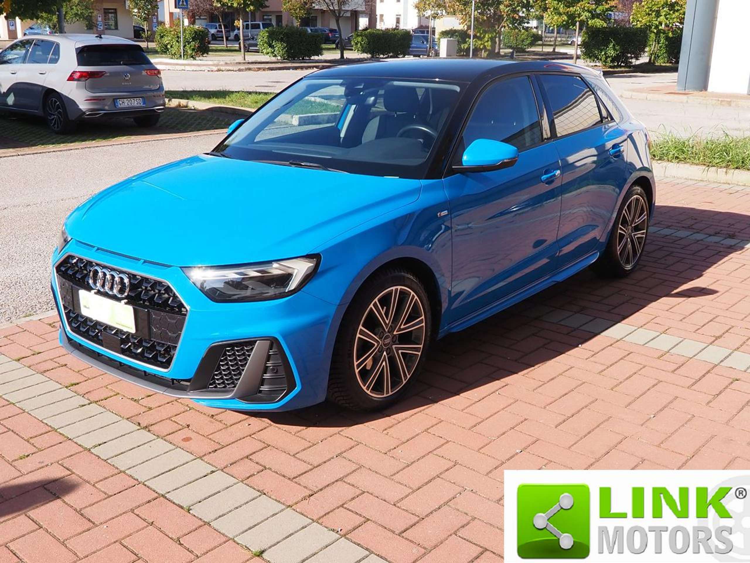 Audi - A1