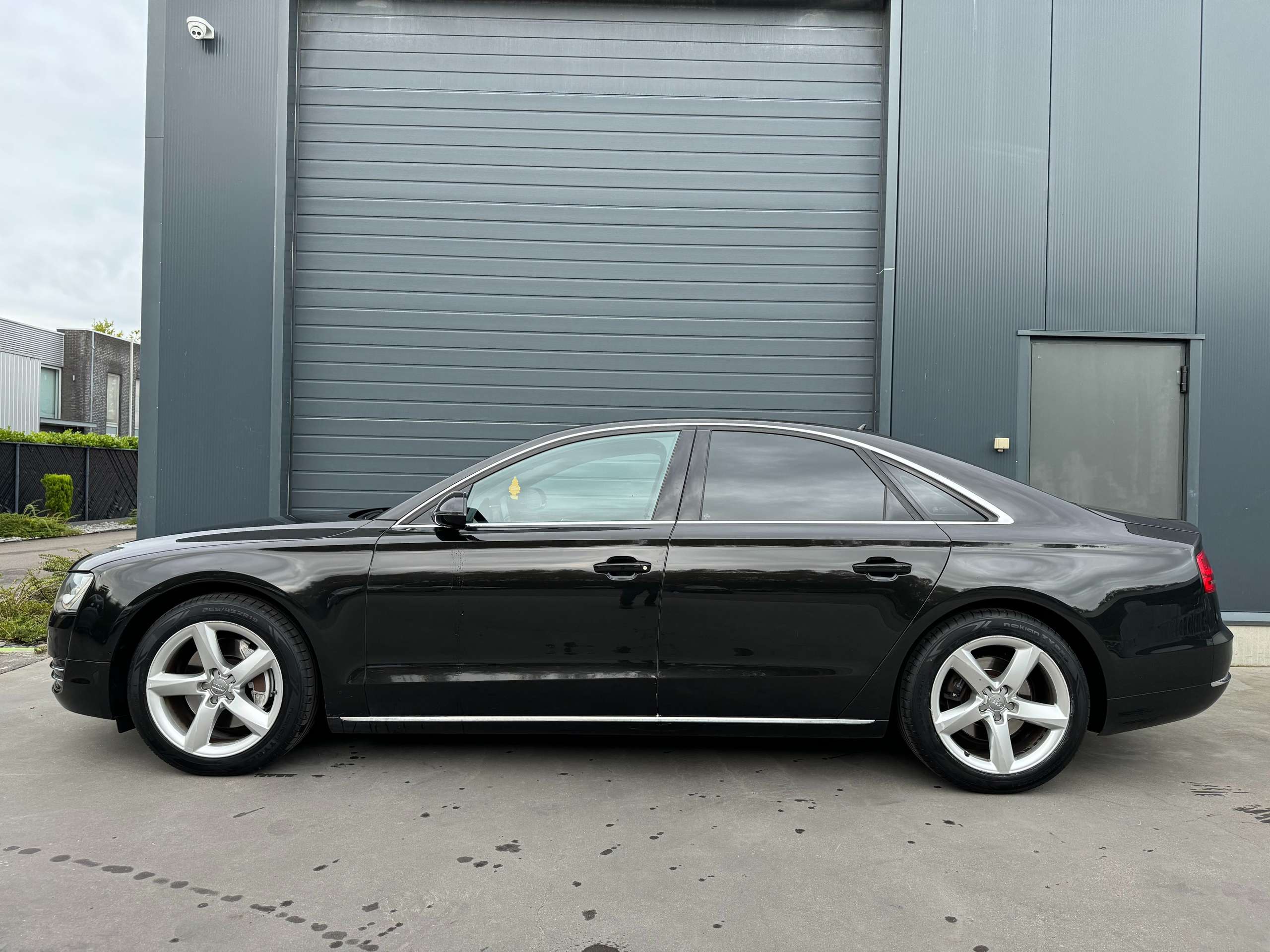 Audi - A8