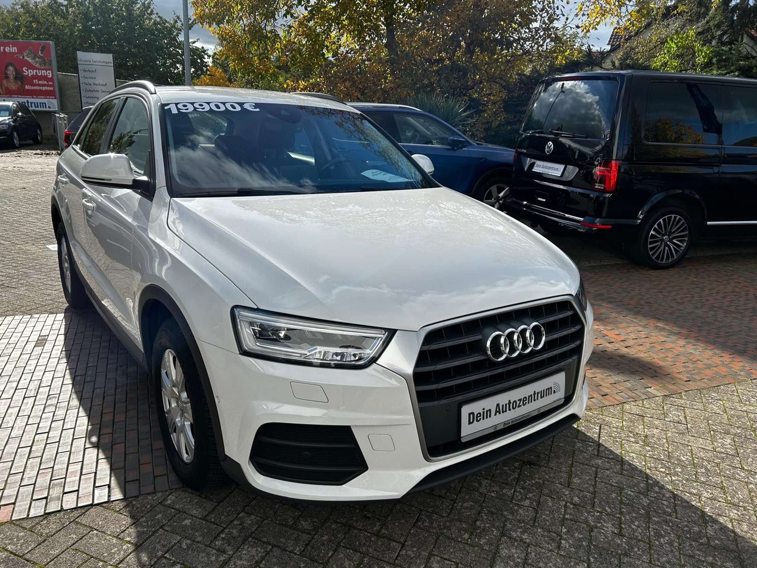 Audi - Q3