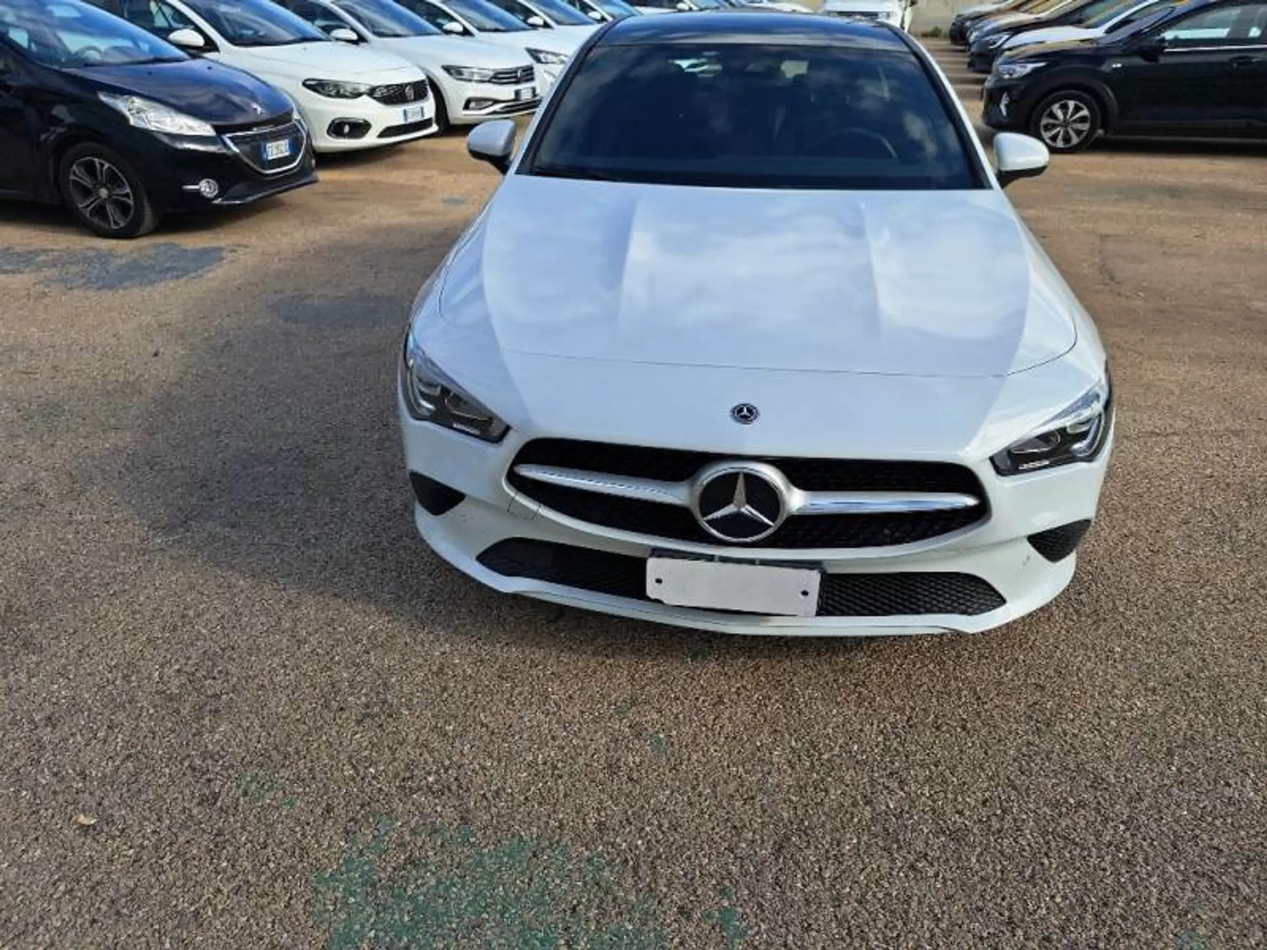 Mercedes-Benz - CLA 180