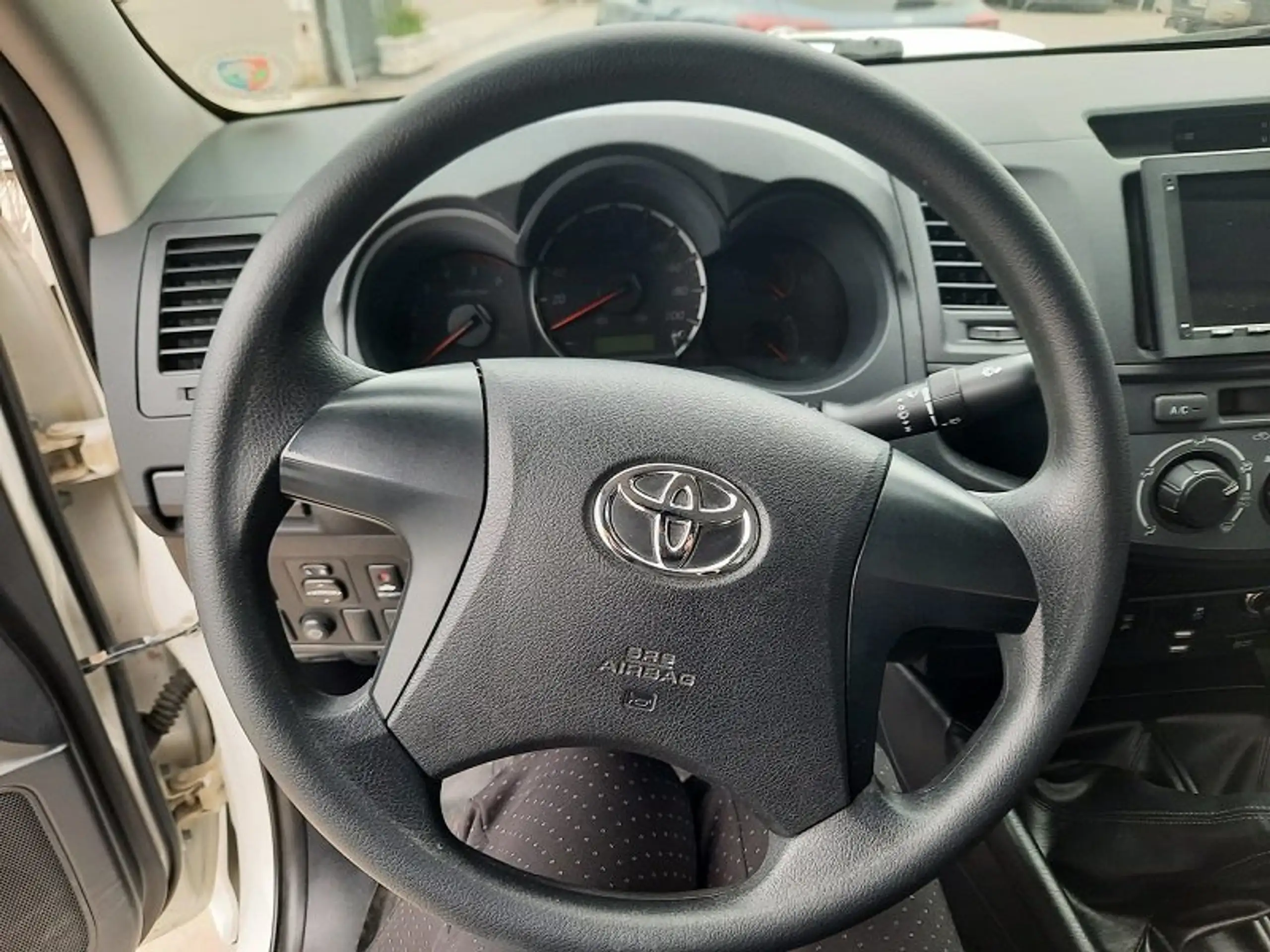 Toyota - Hilux