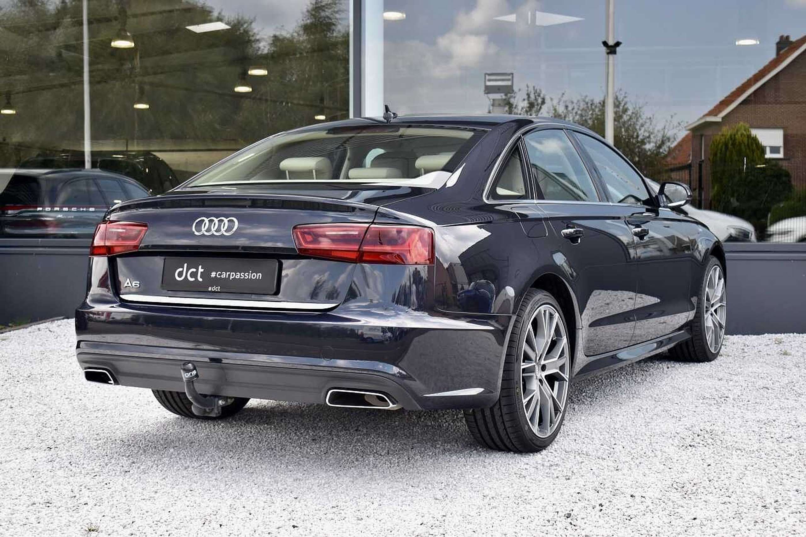 Audi - A6