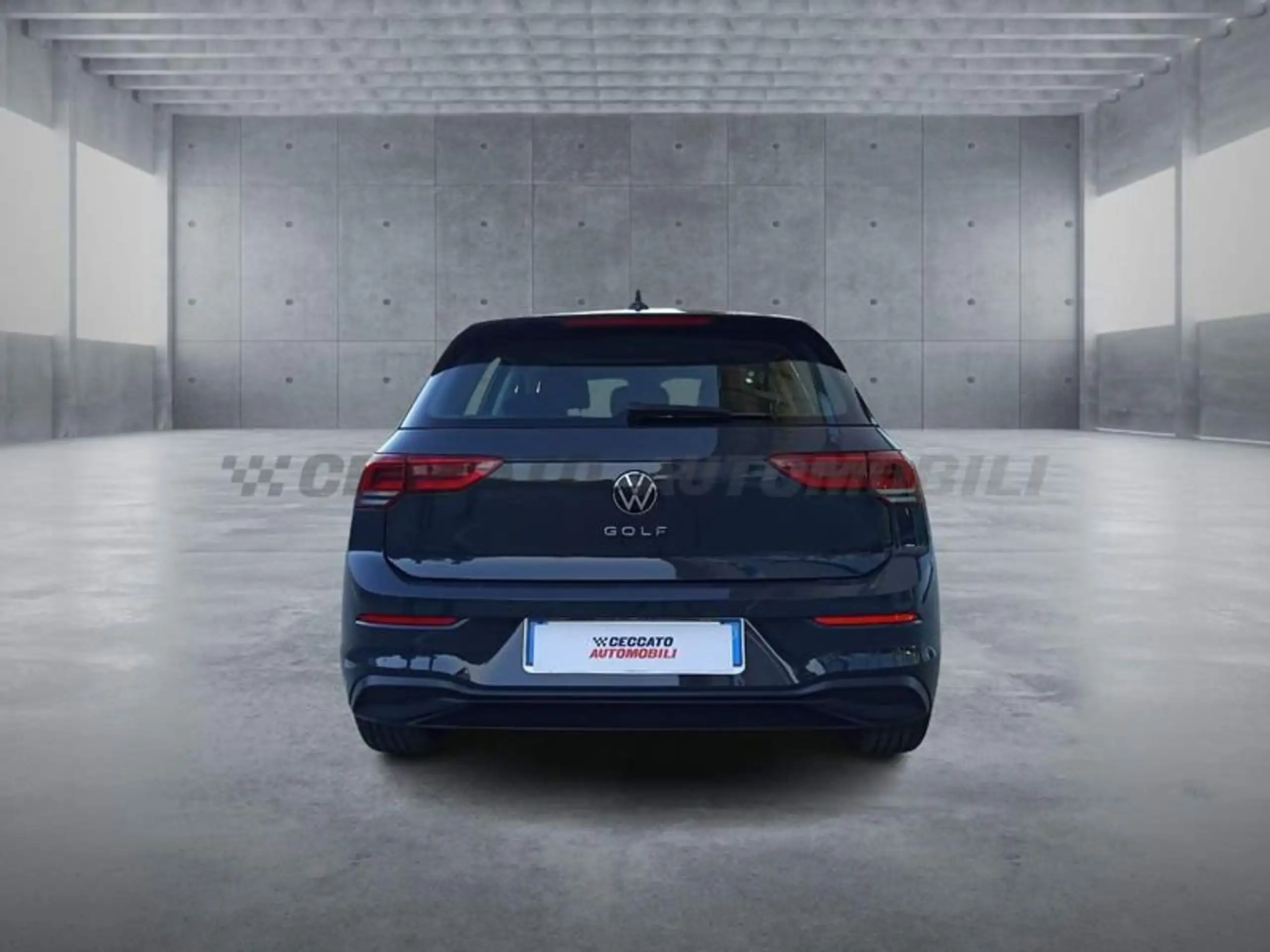 Volkswagen - Golf