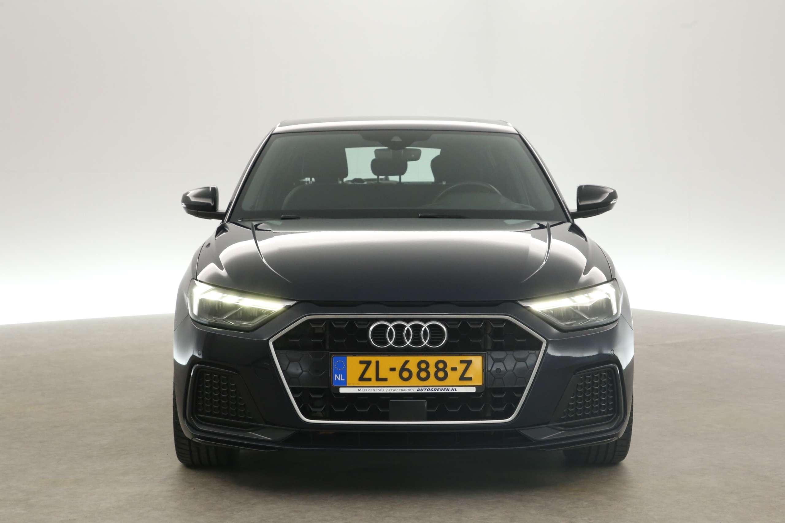 Audi - A1