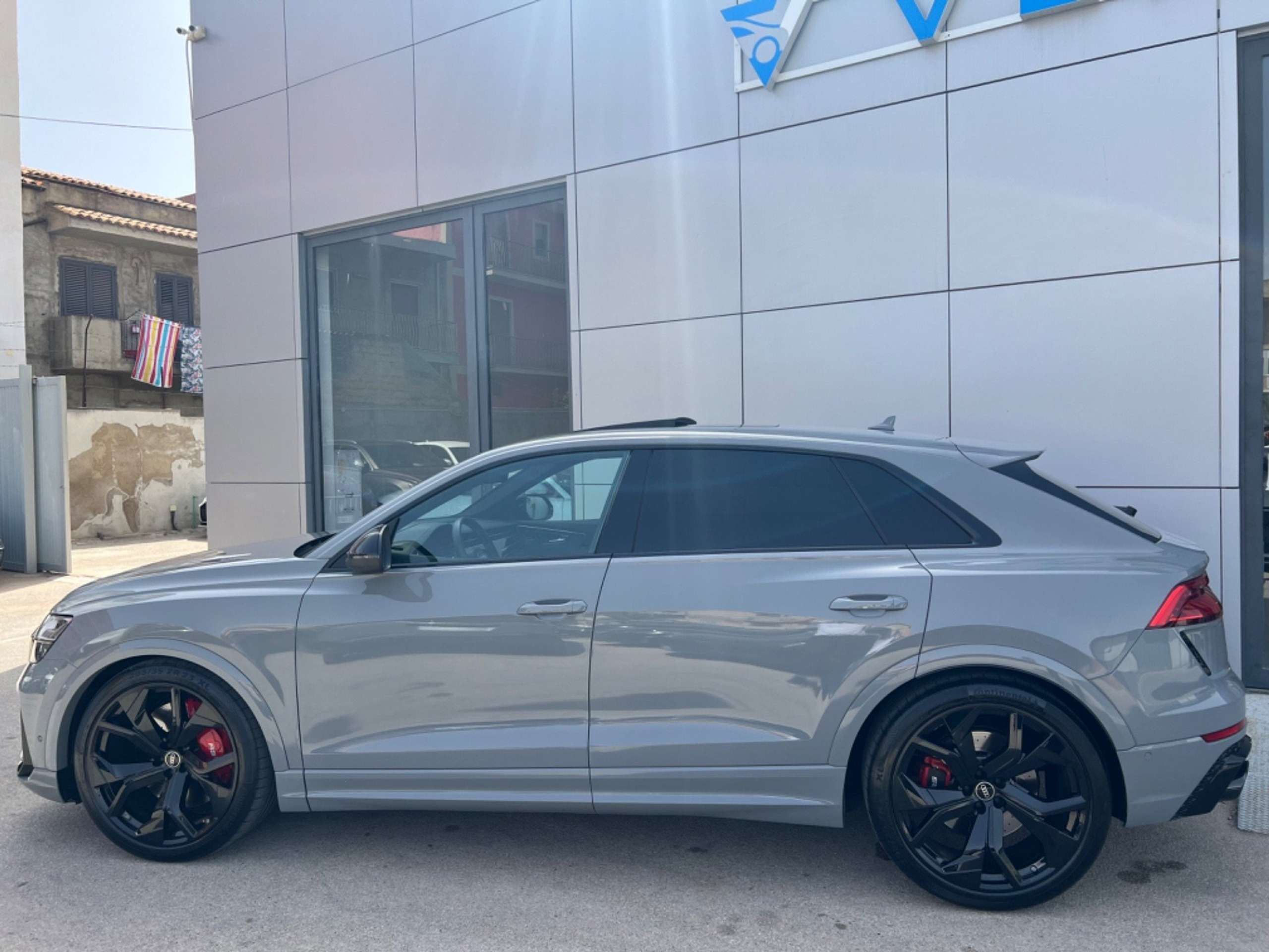 Audi - RS Q8