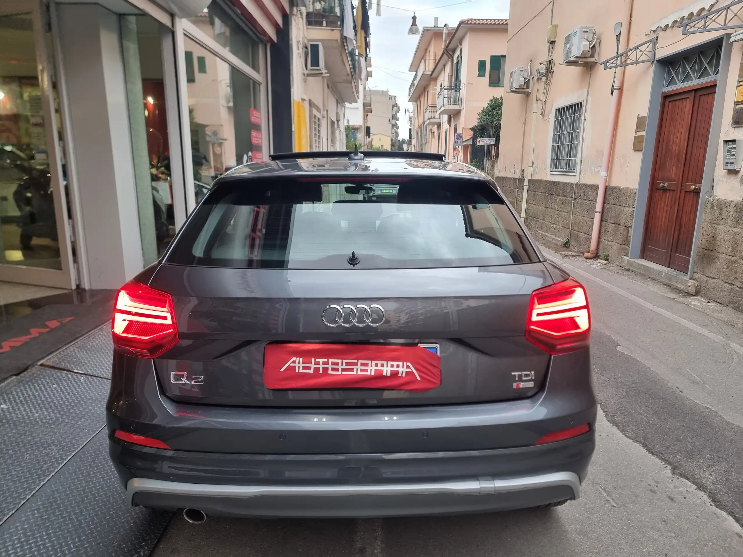 Audi - Q2