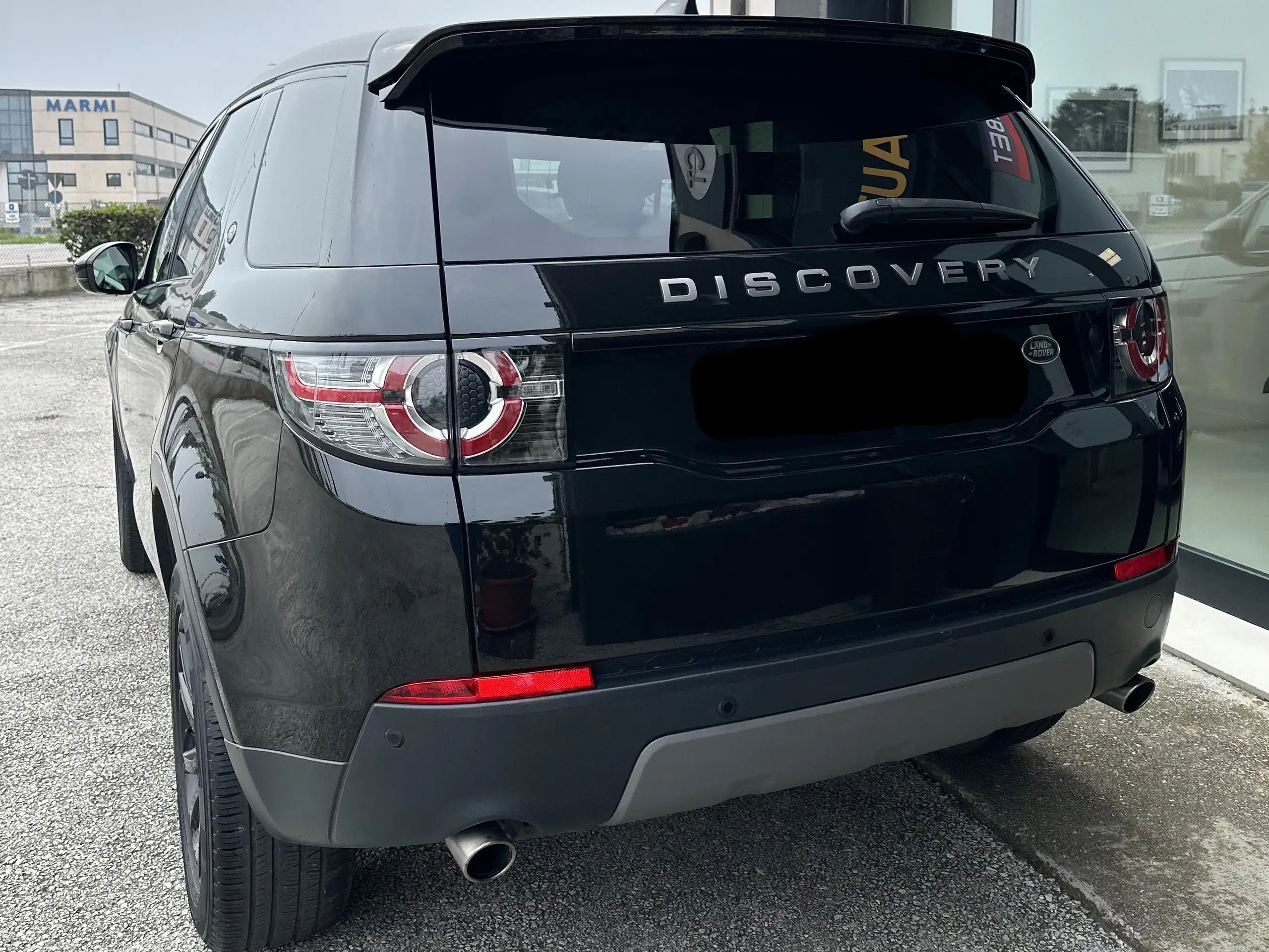 Land Rover - Discovery Sport