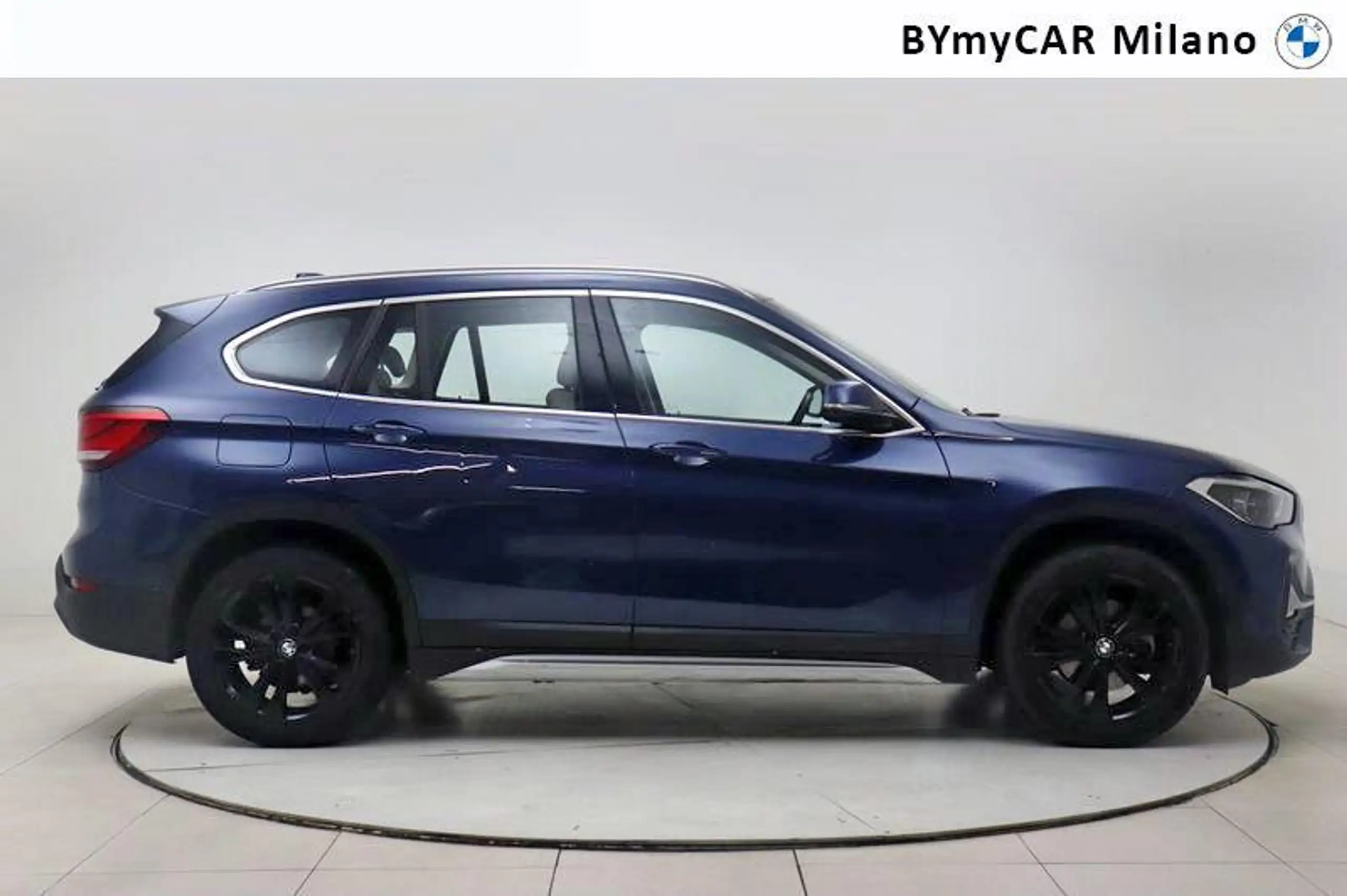 BMW - X1