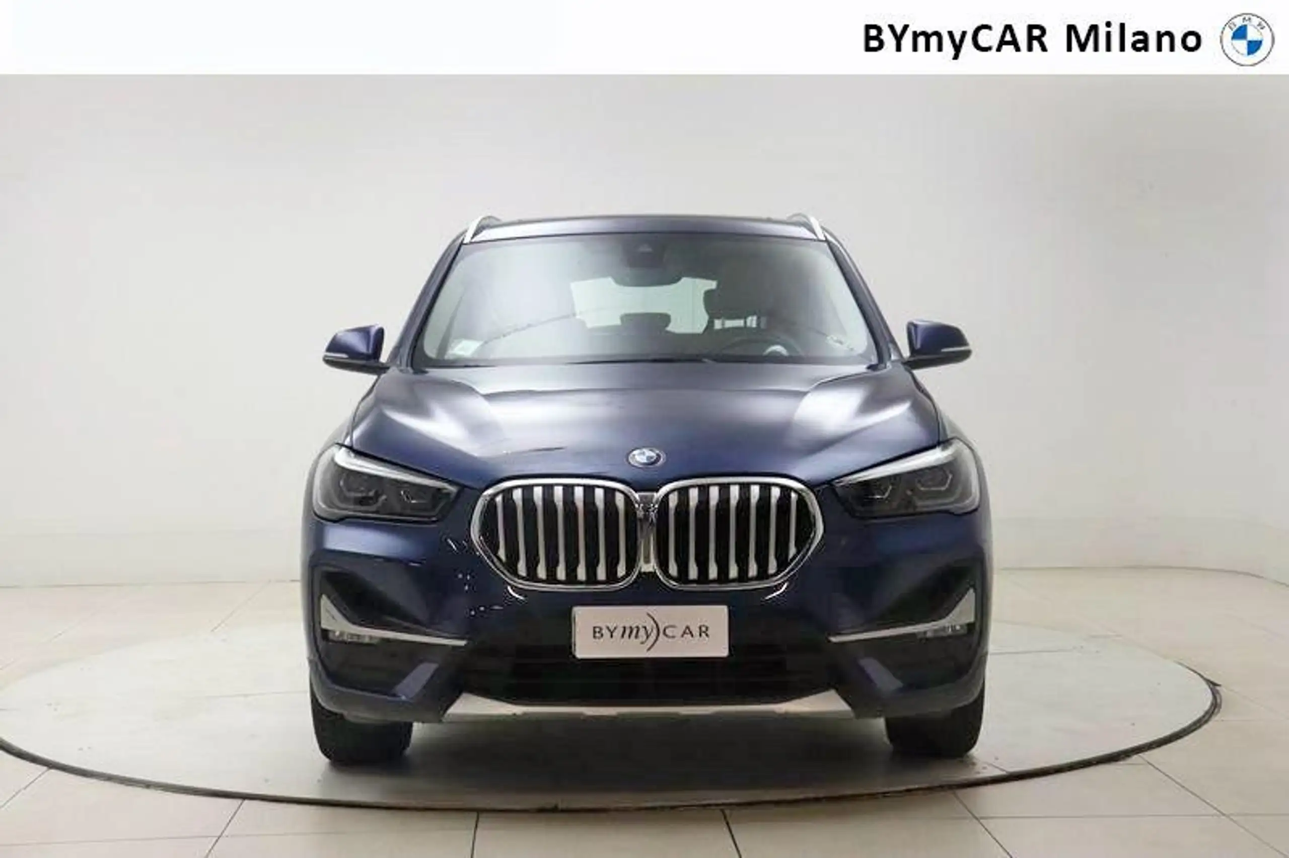 BMW - X1