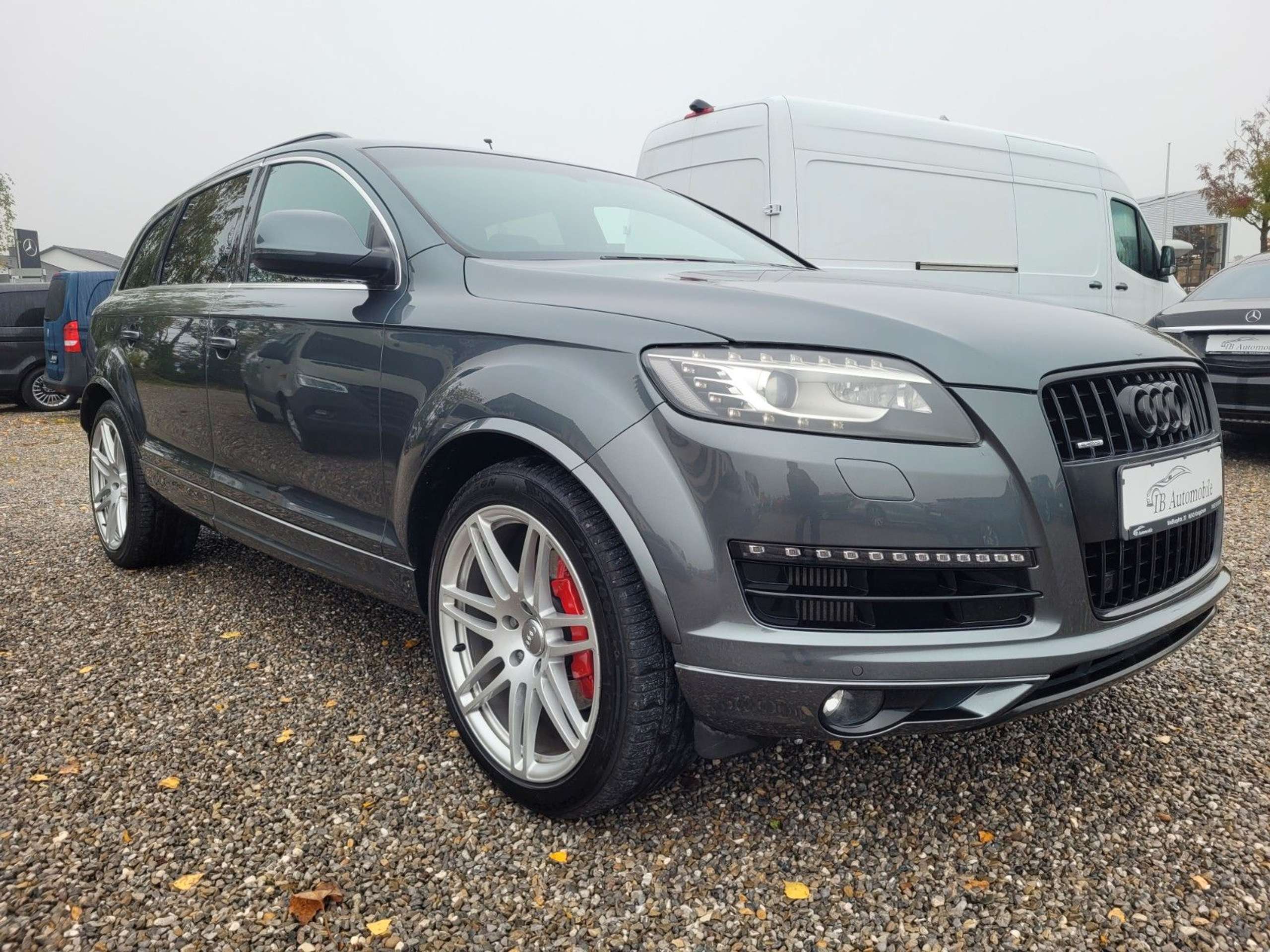 Audi - Q7