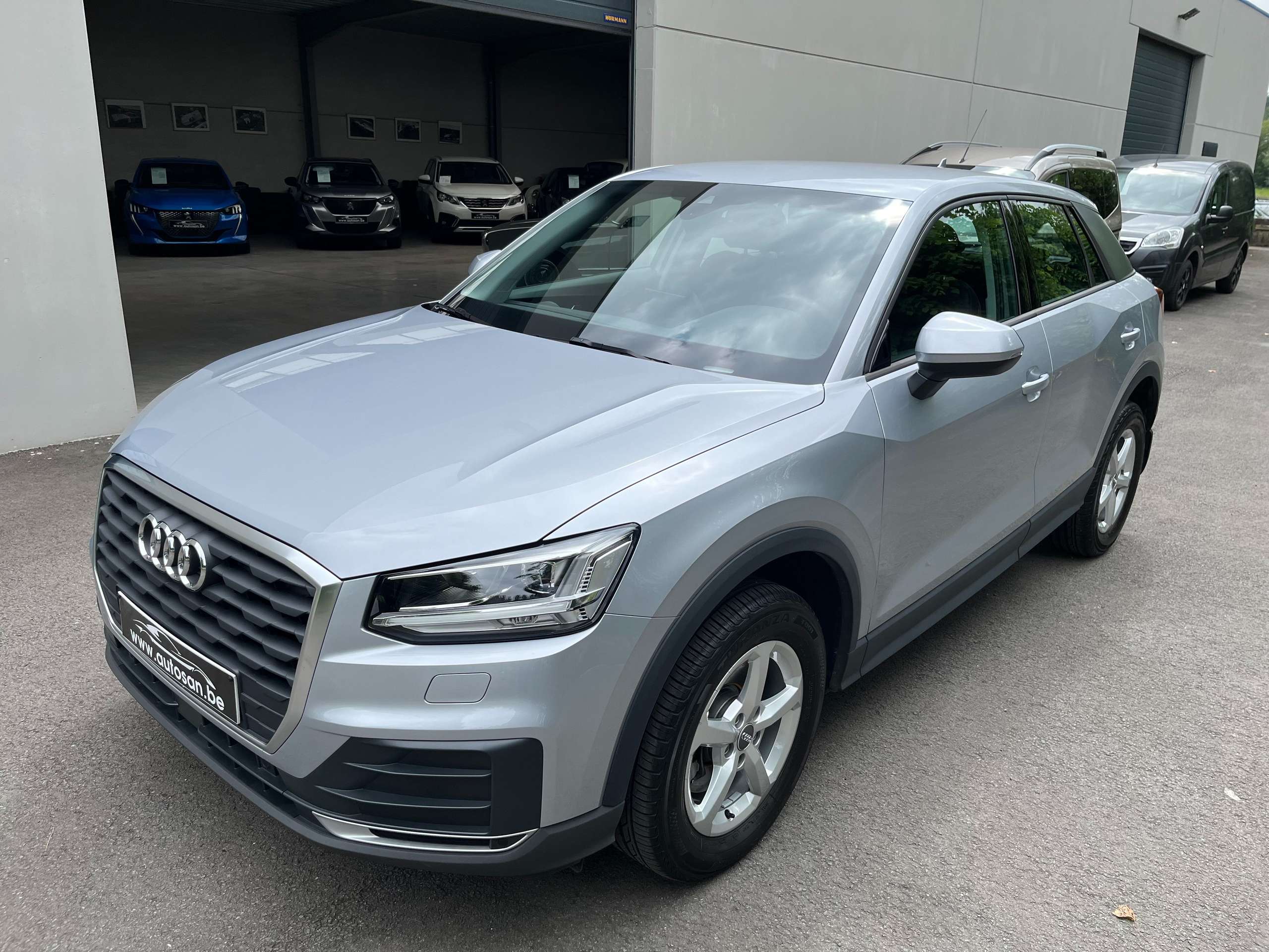 Audi - Q2