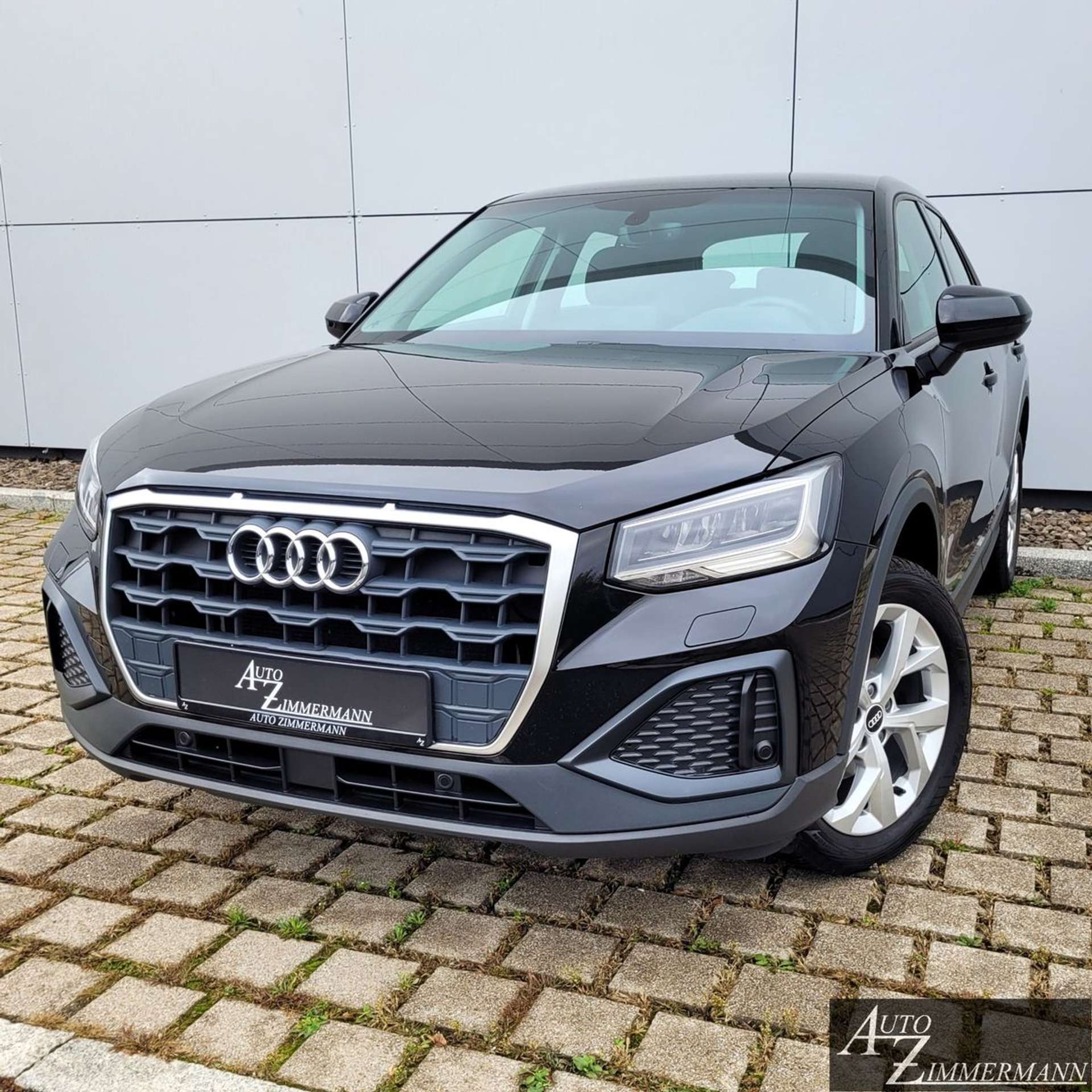 Audi - Q2