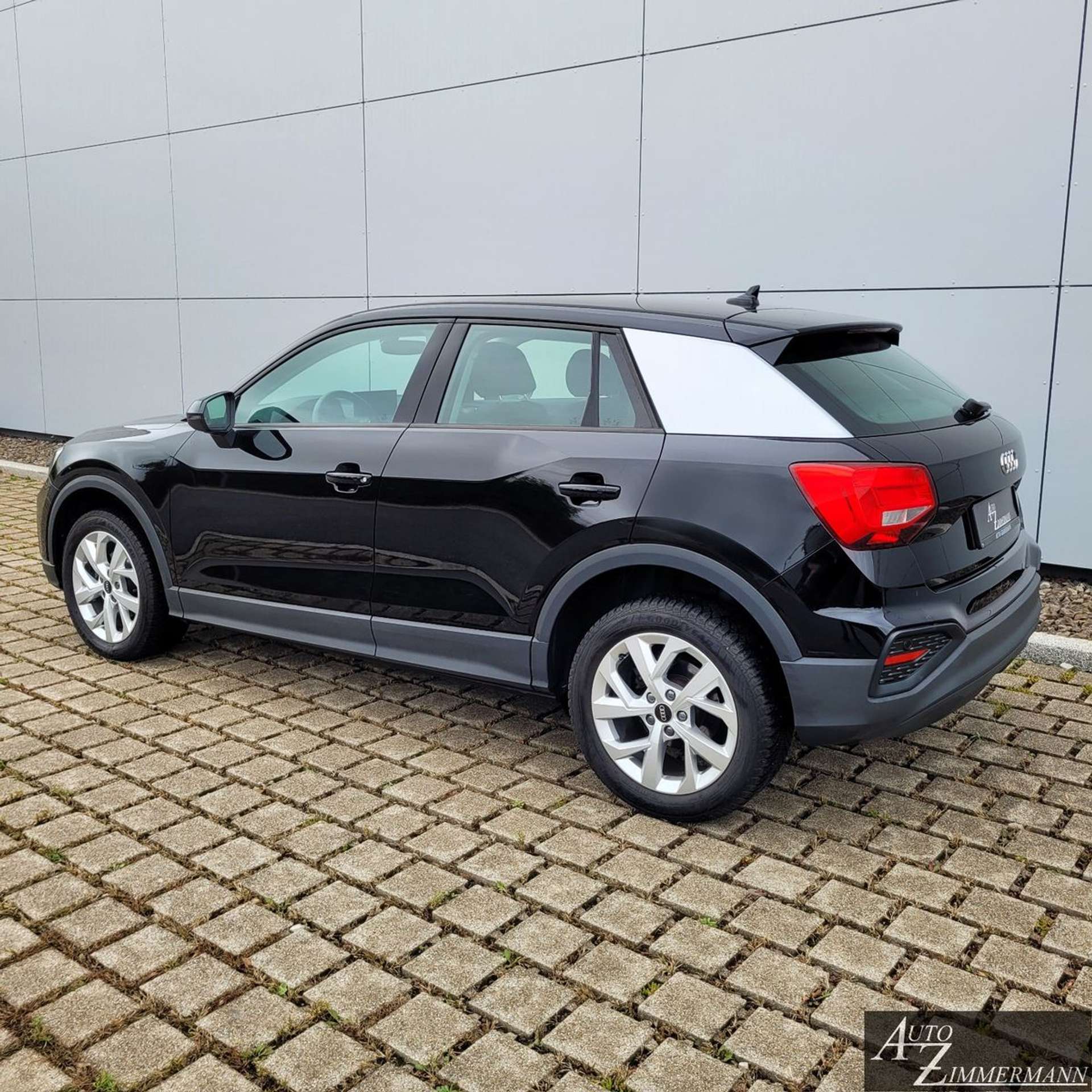 Audi - Q2