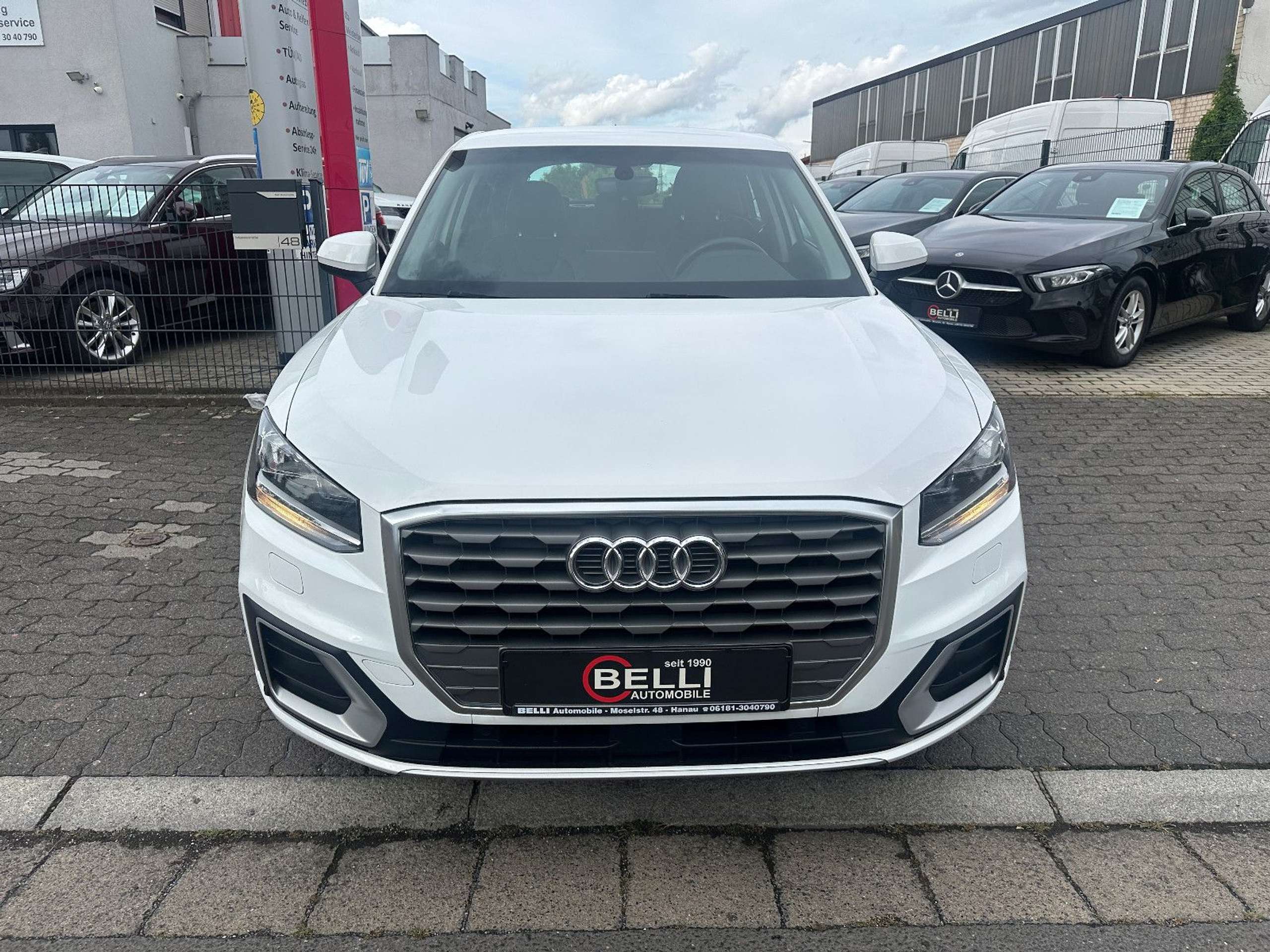 Audi - Q2