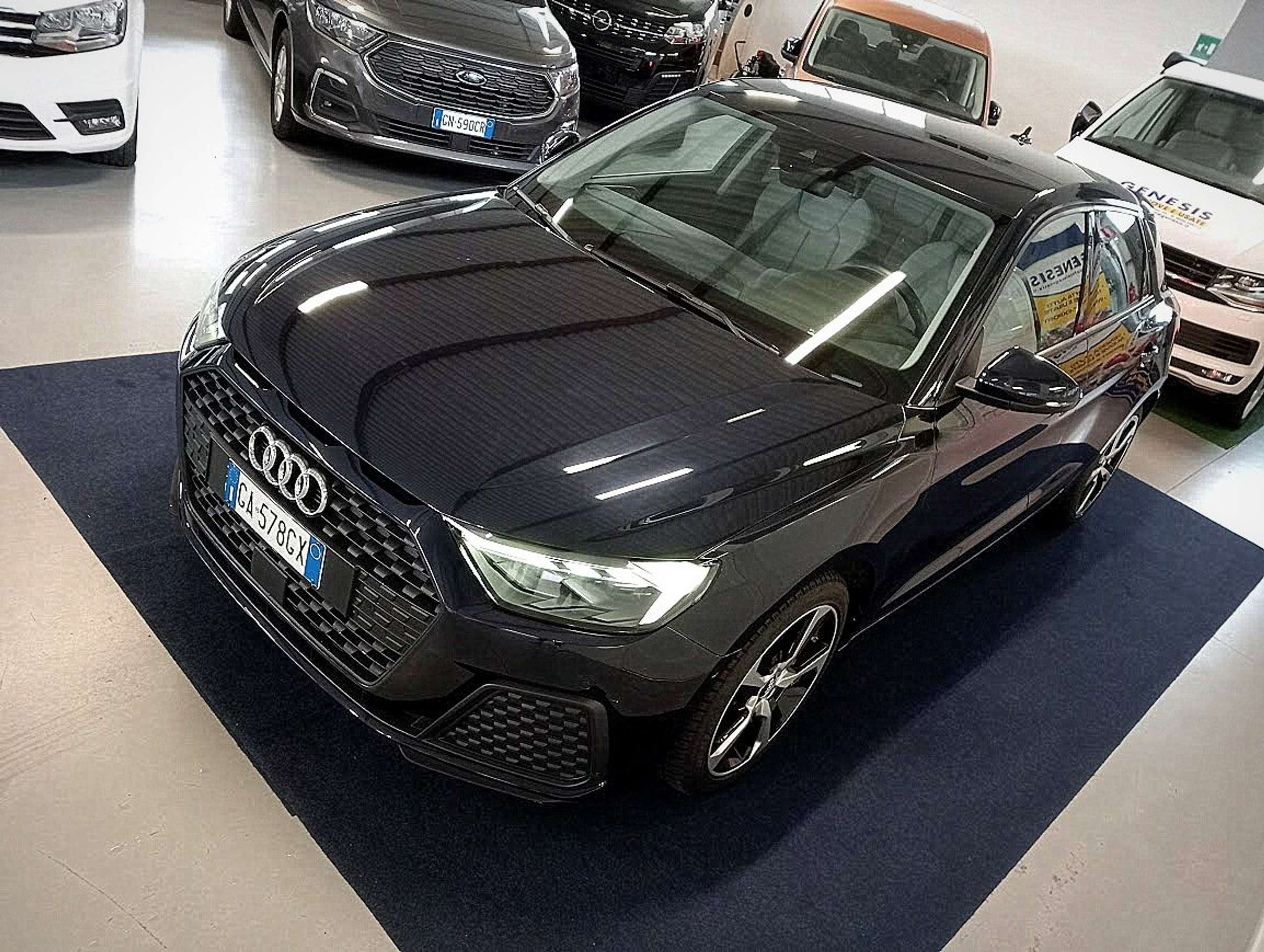 Audi - A1