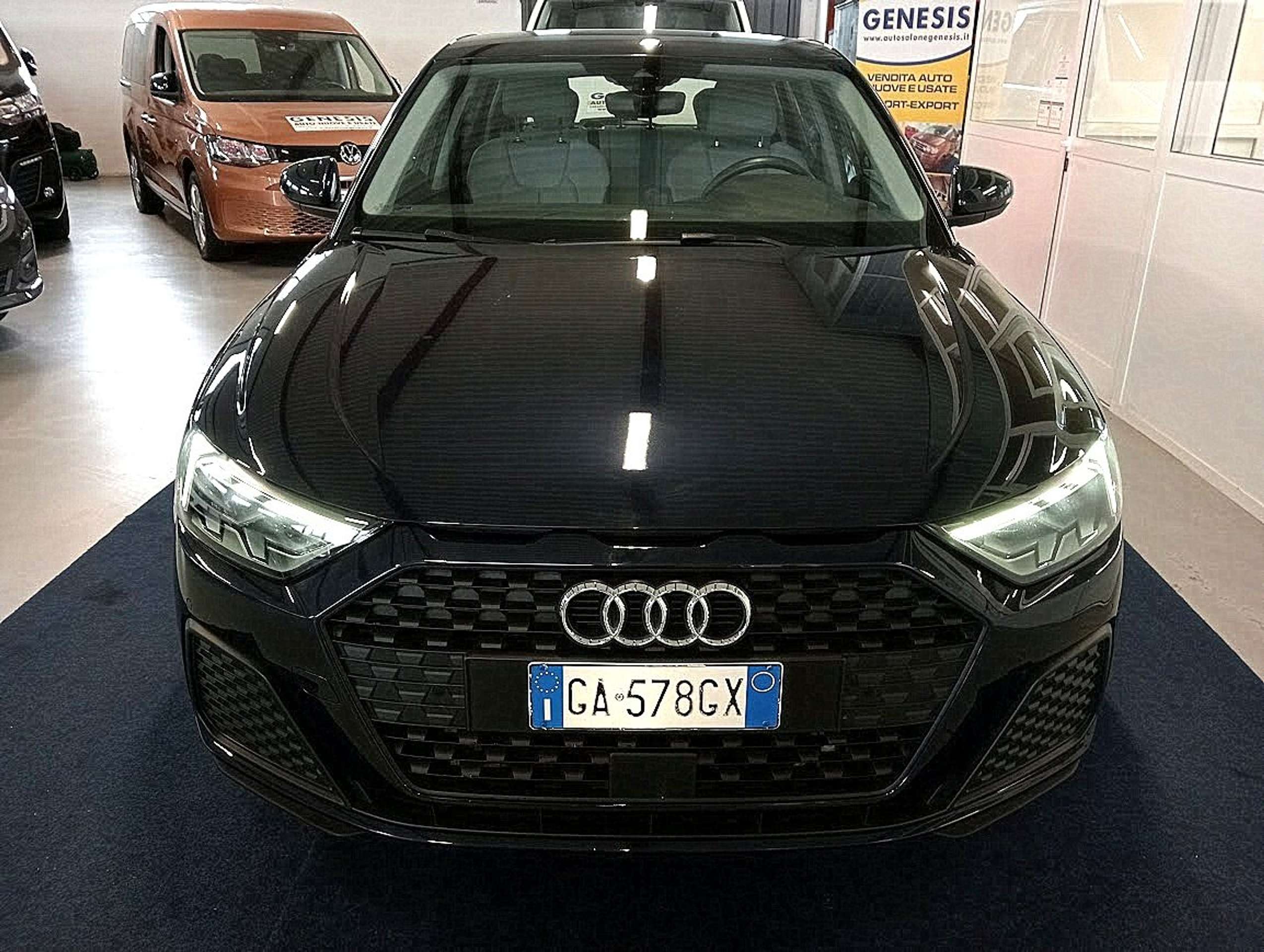 Audi - A1