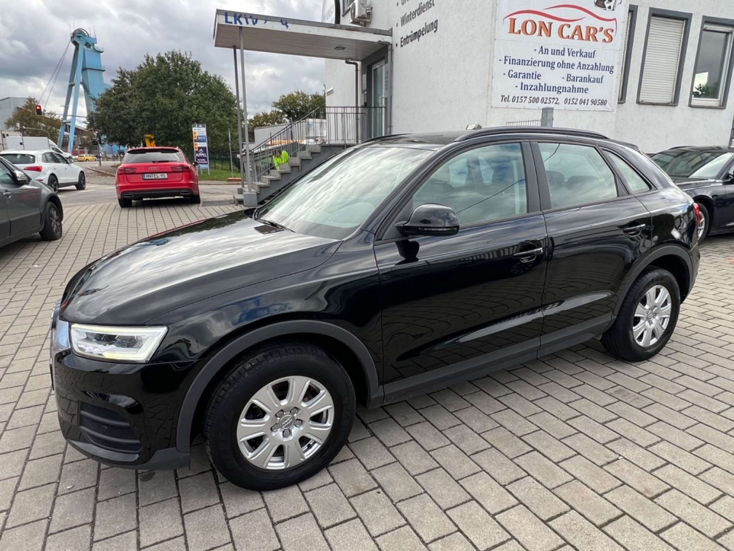 Audi - Q3