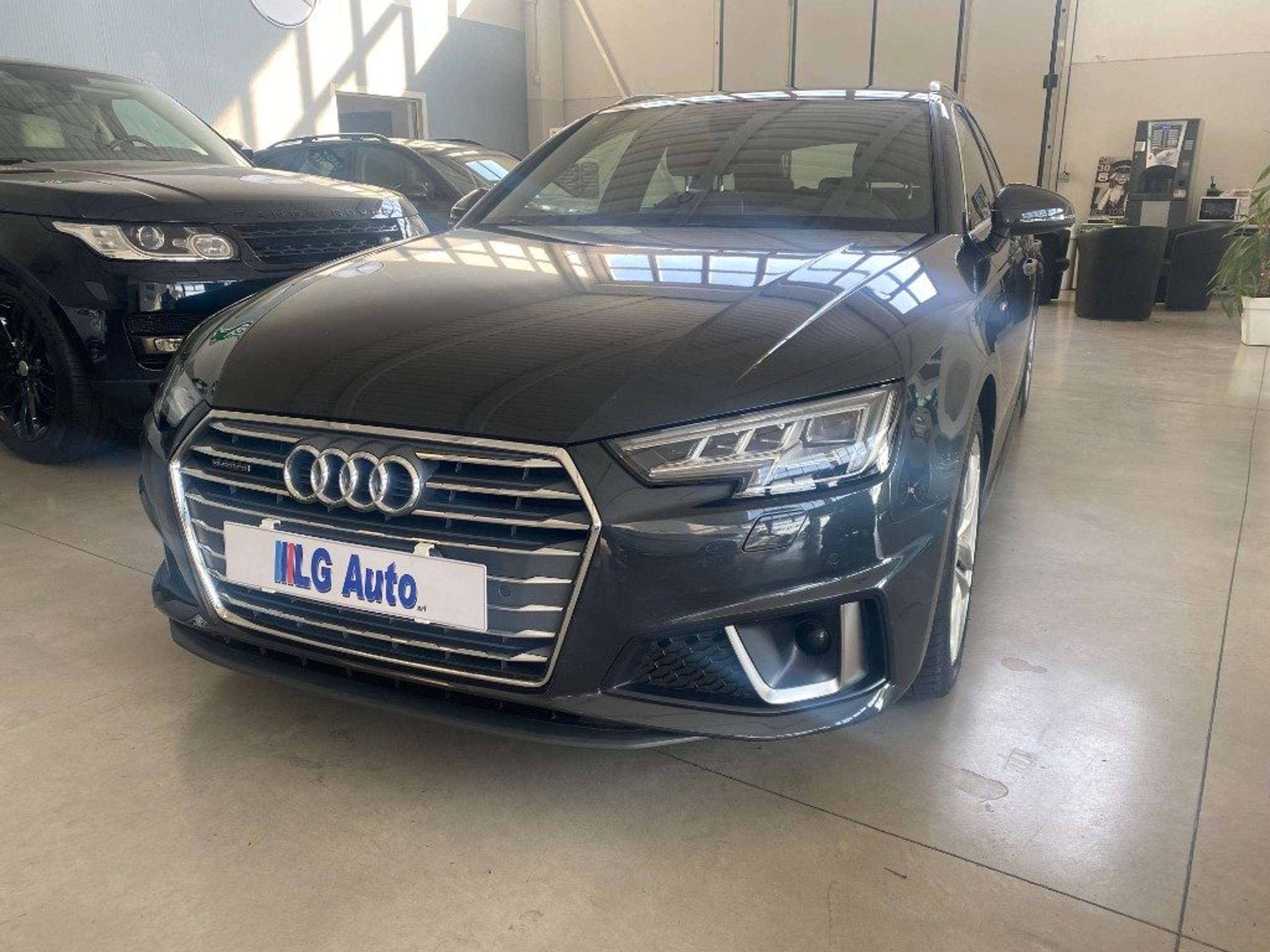 Audi - A4