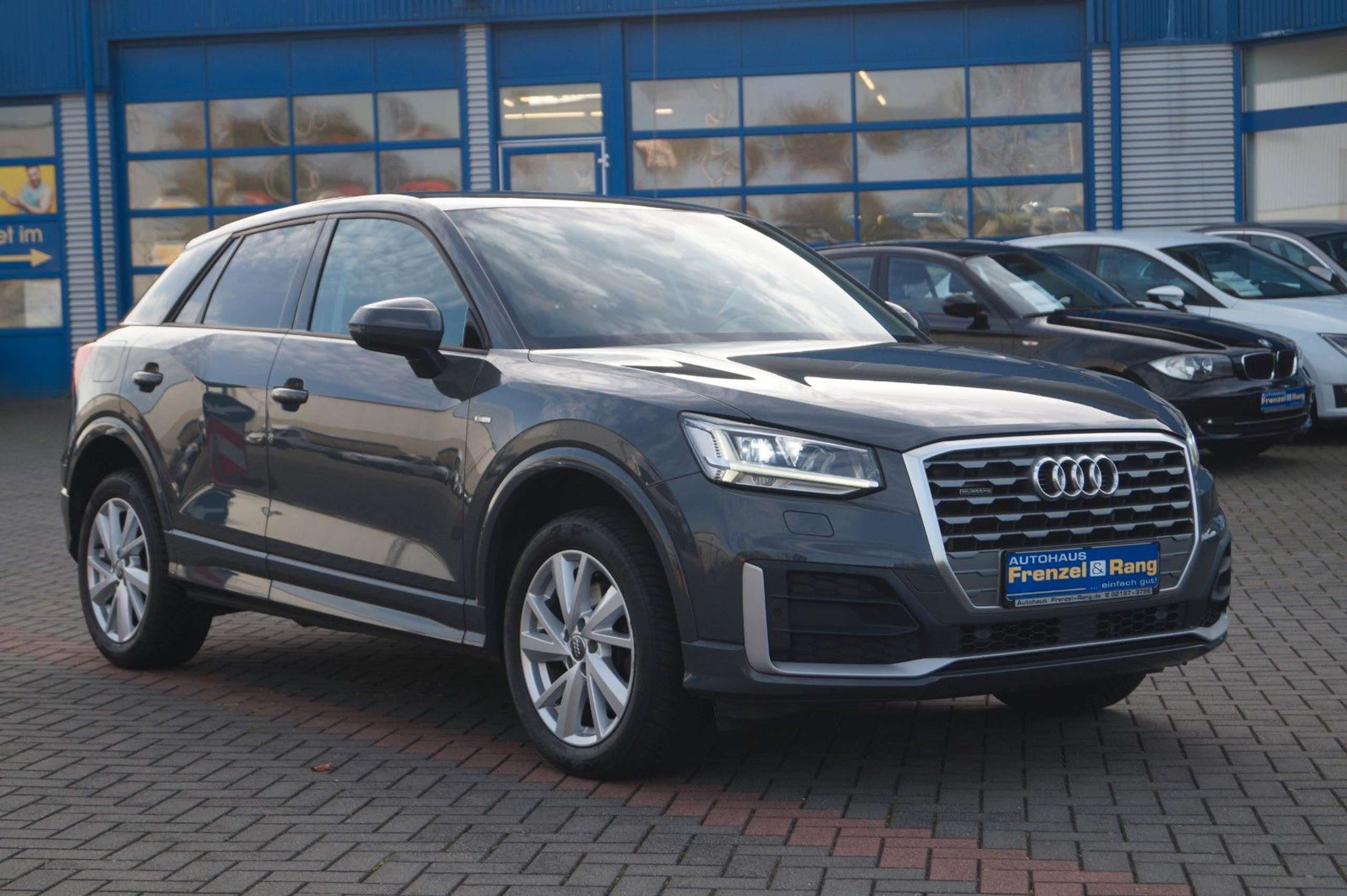 Audi - Q2