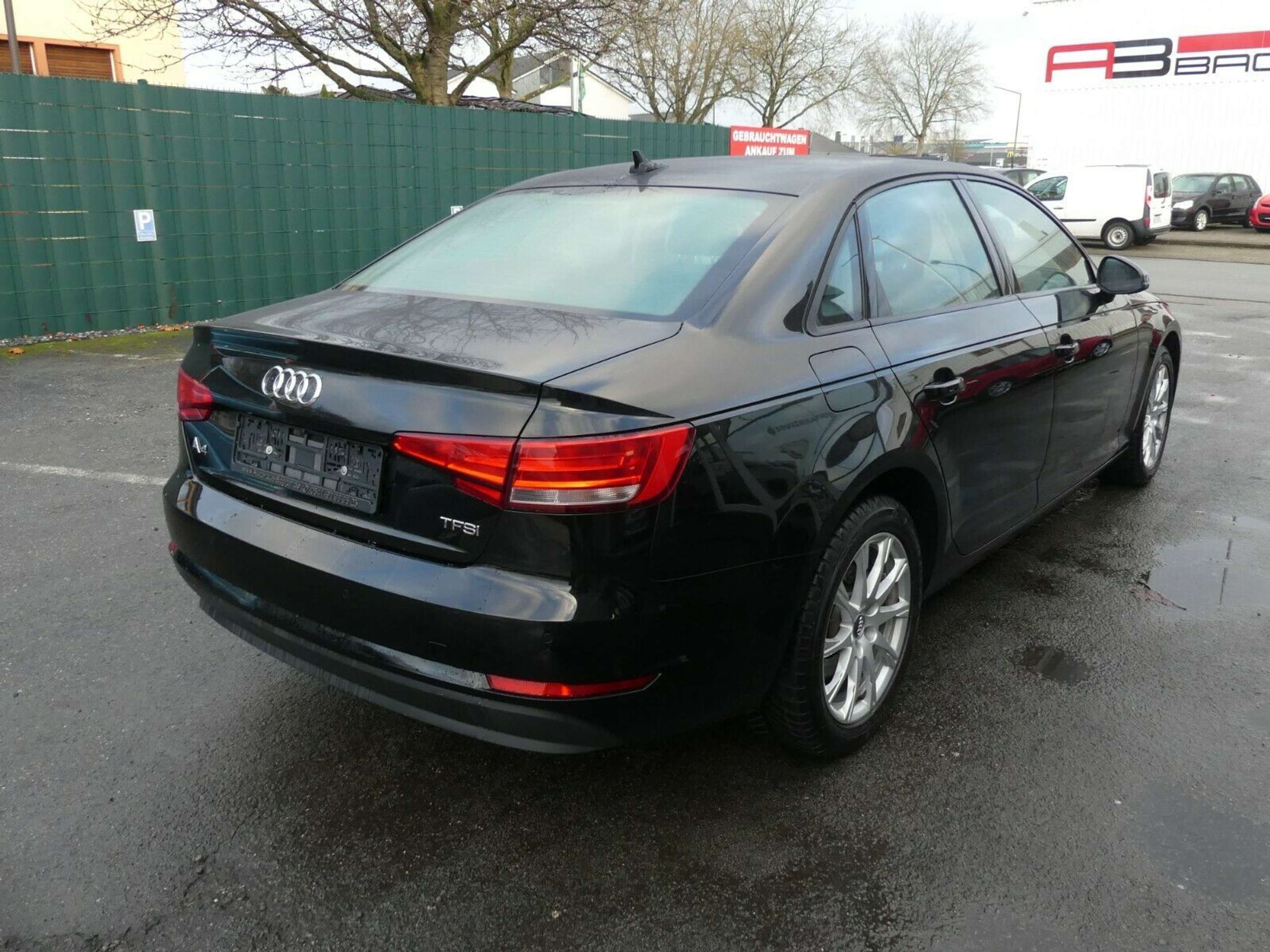 Audi - A4