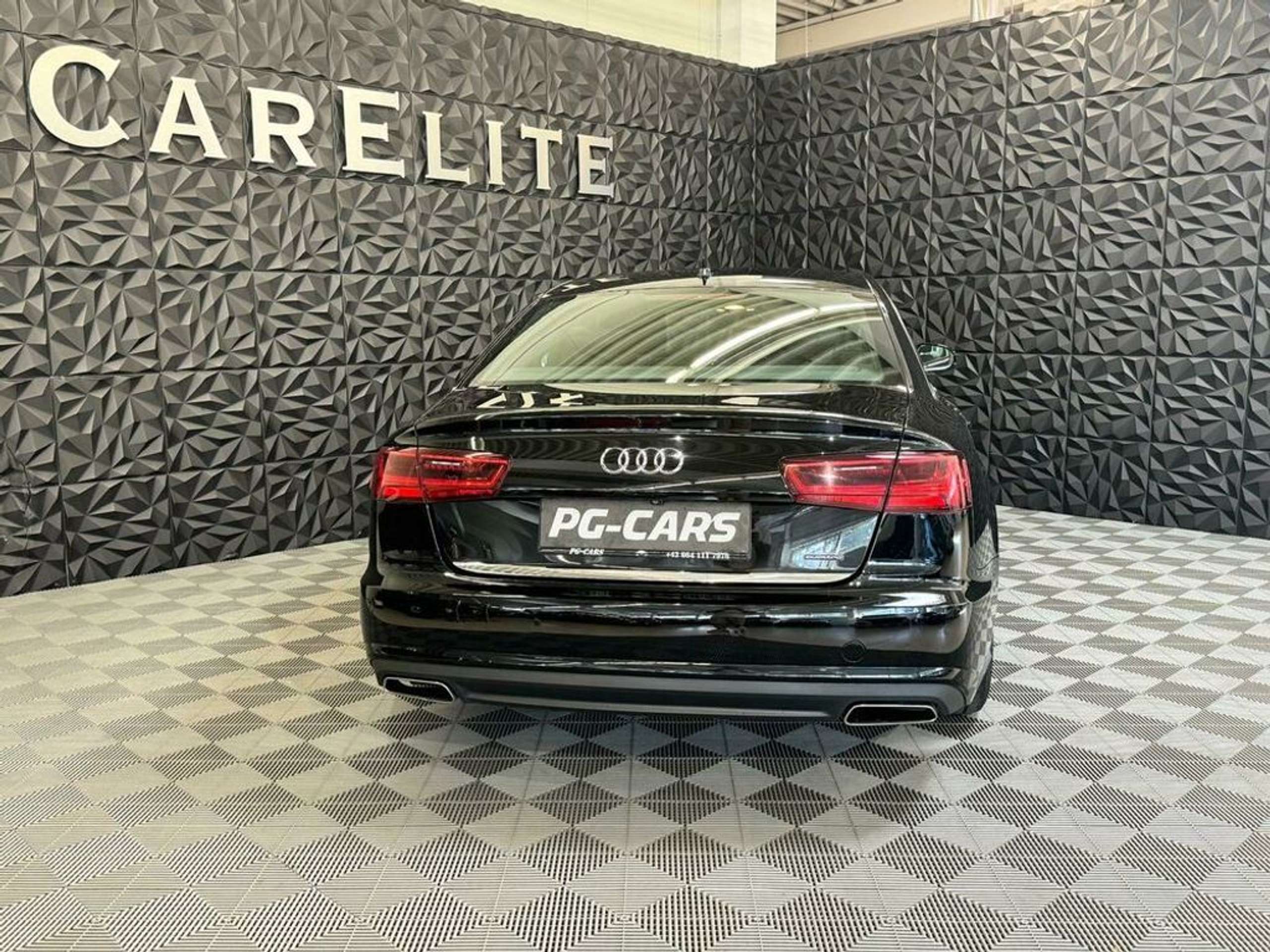 Audi - A6