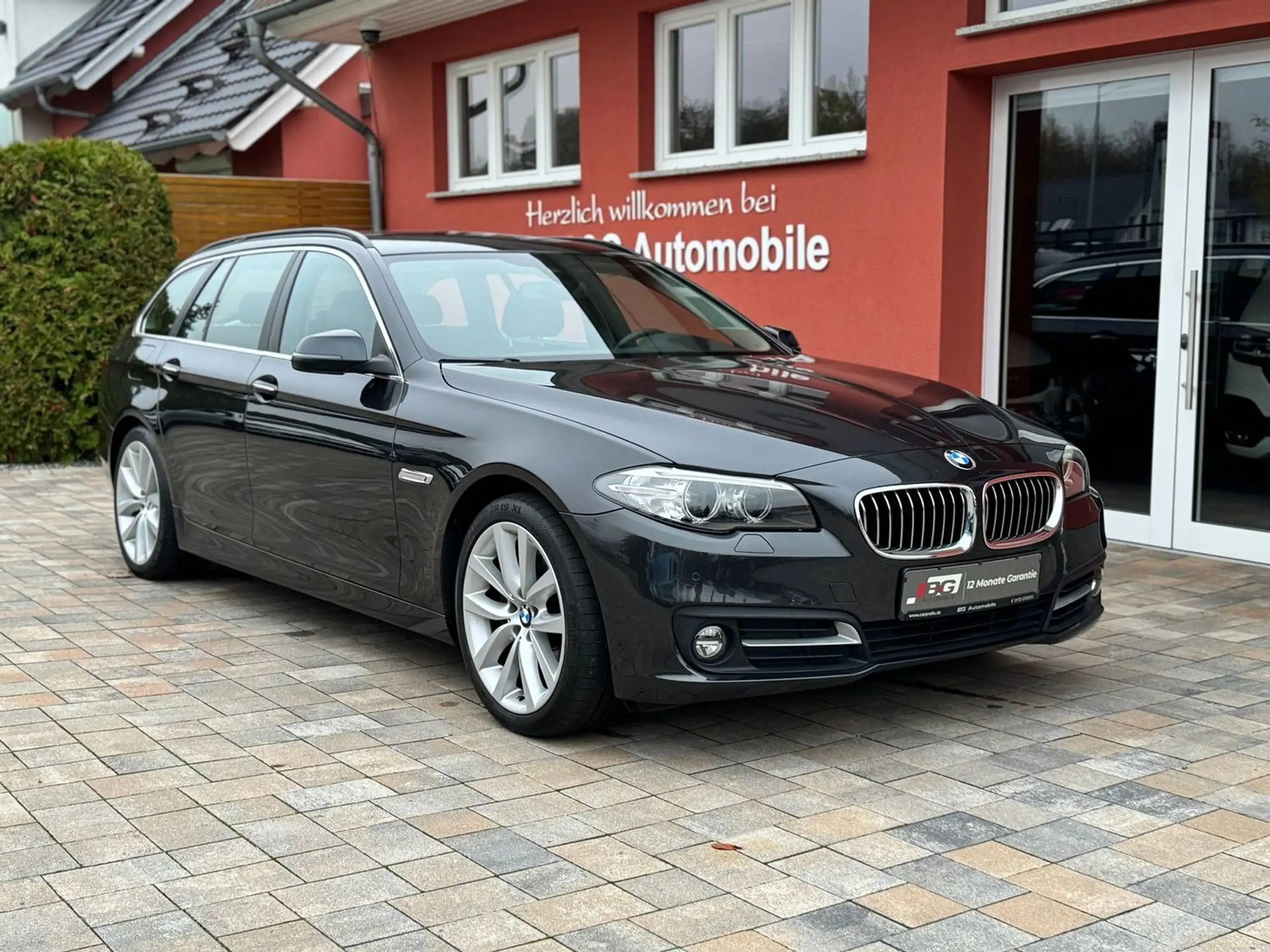 BMW - 528