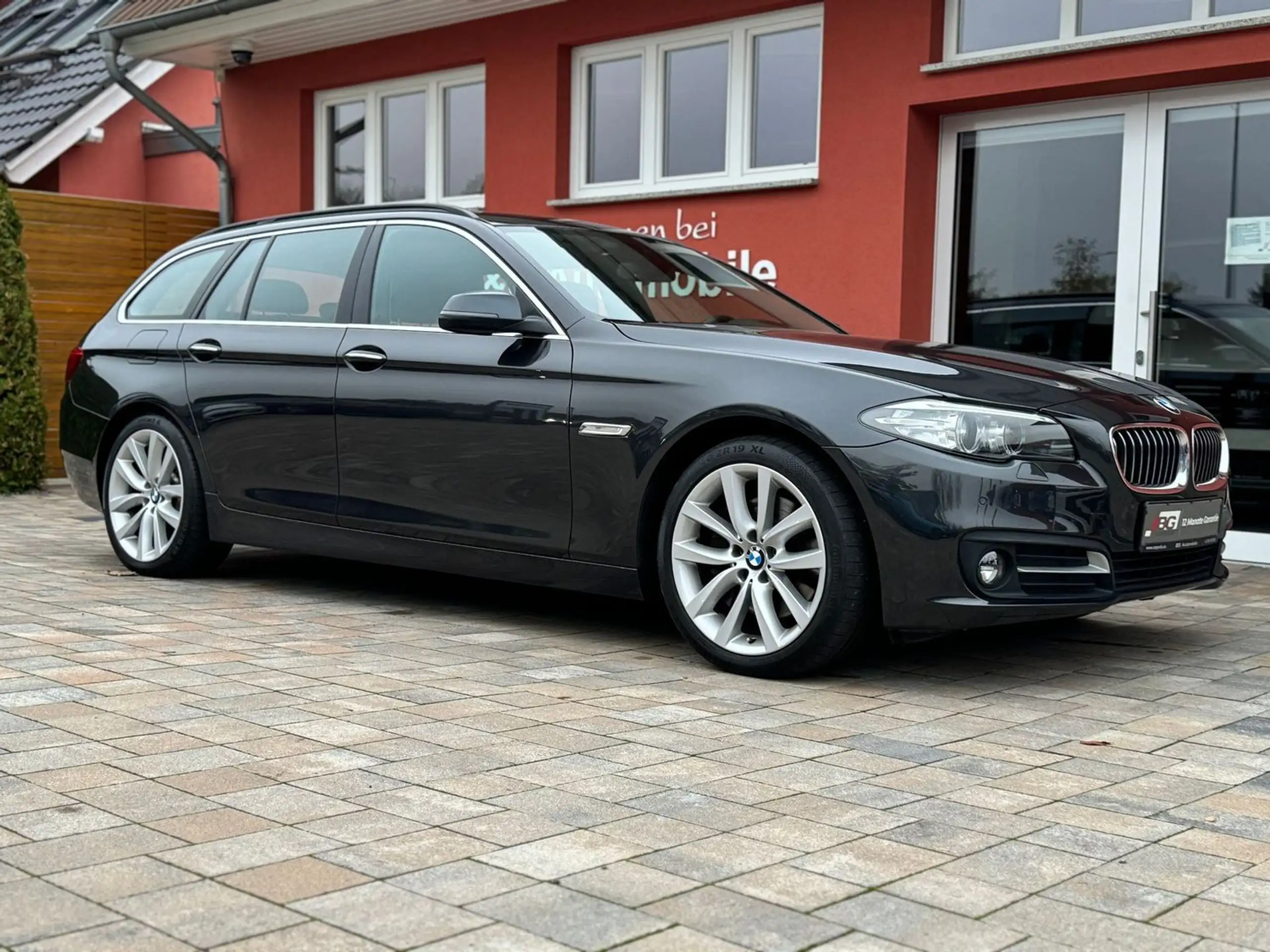 BMW - 528