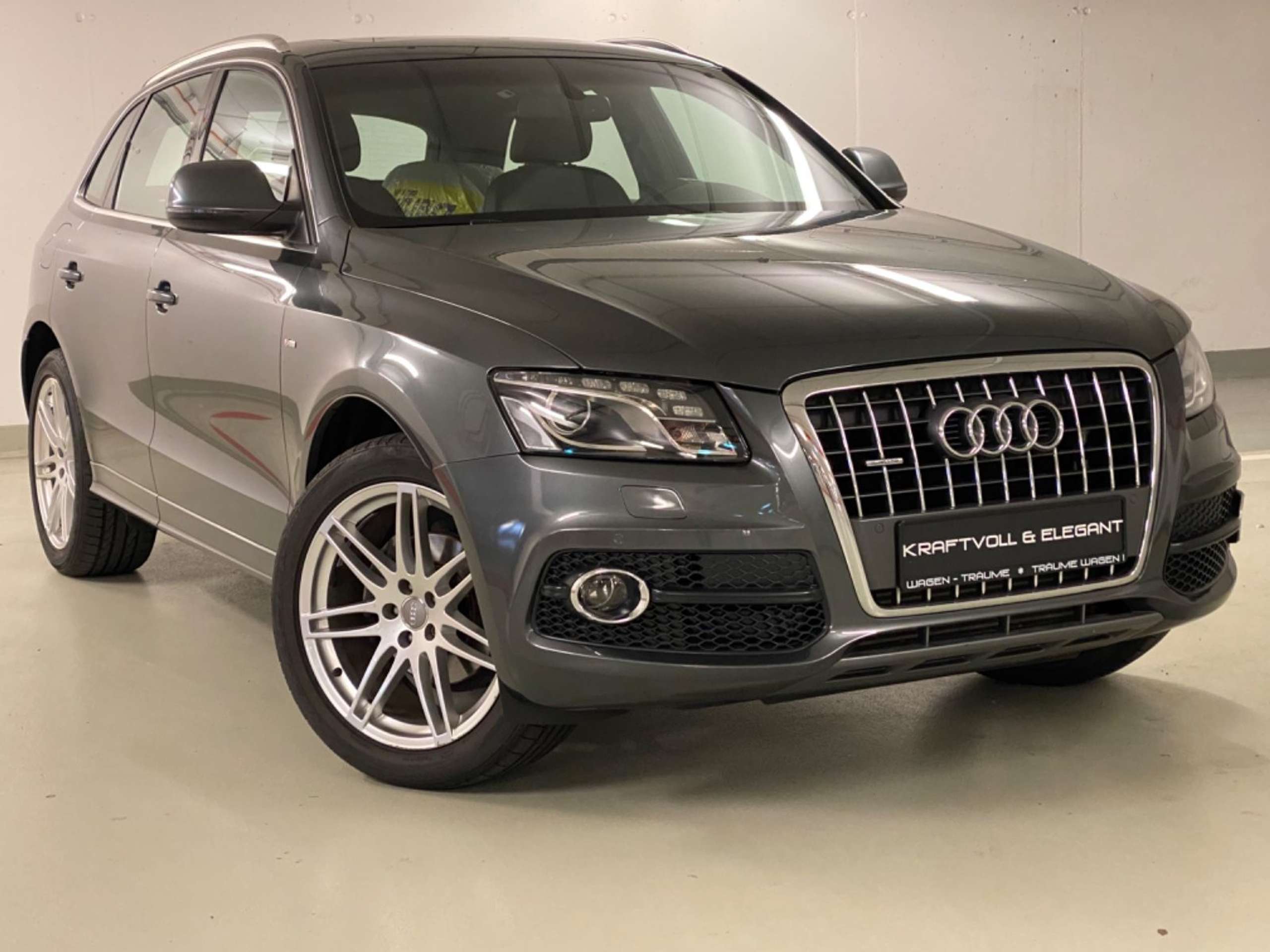 Audi - Q5