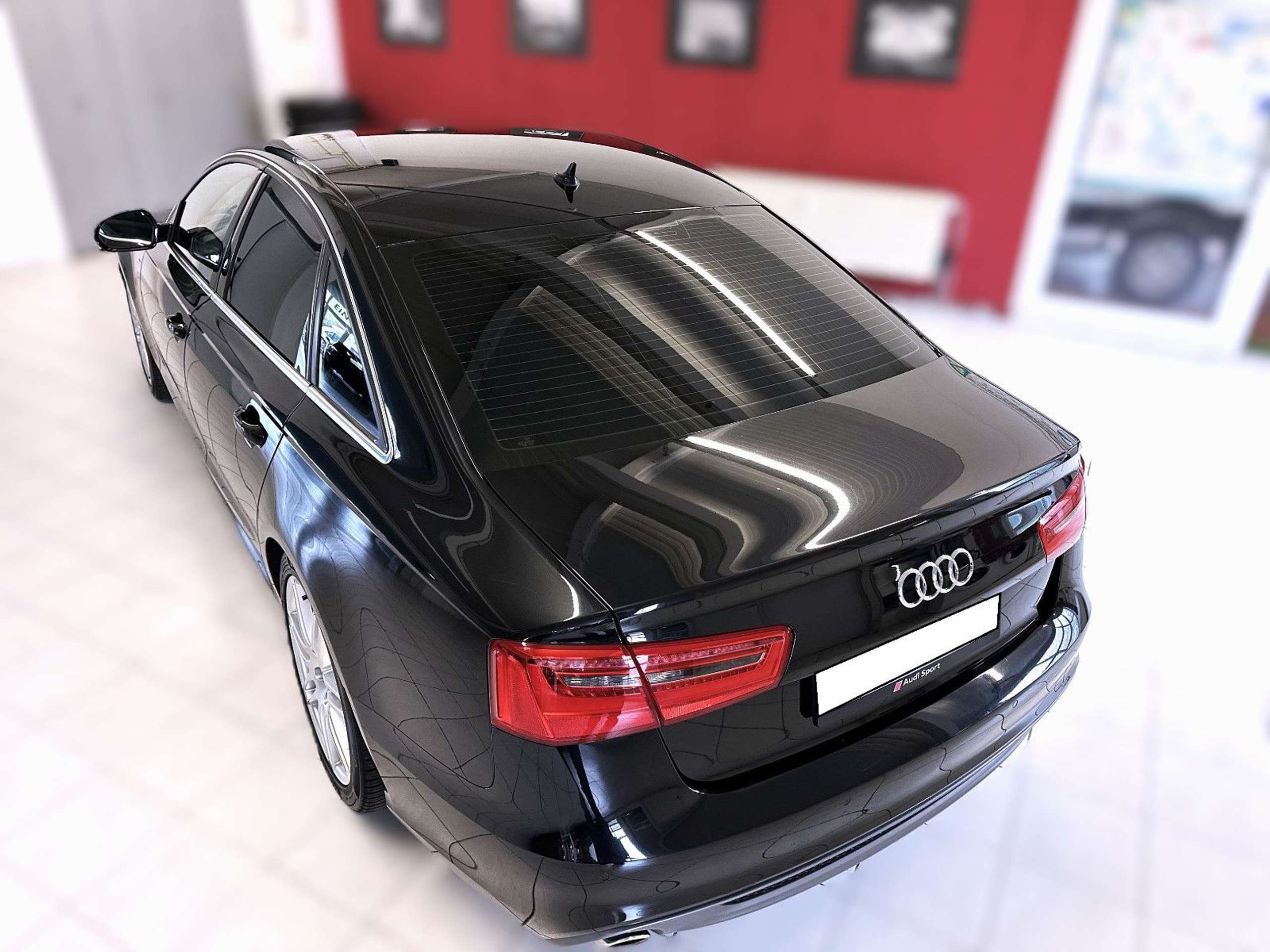 Audi - A6