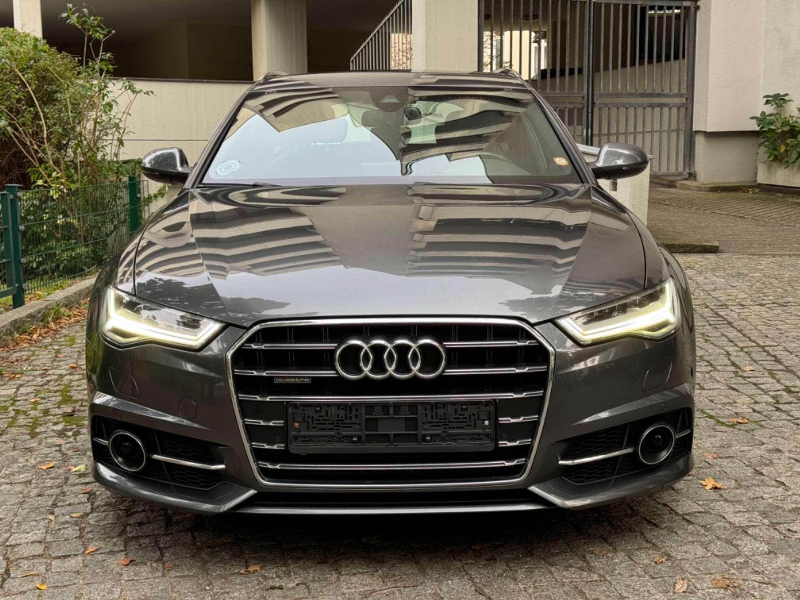 Audi - A6