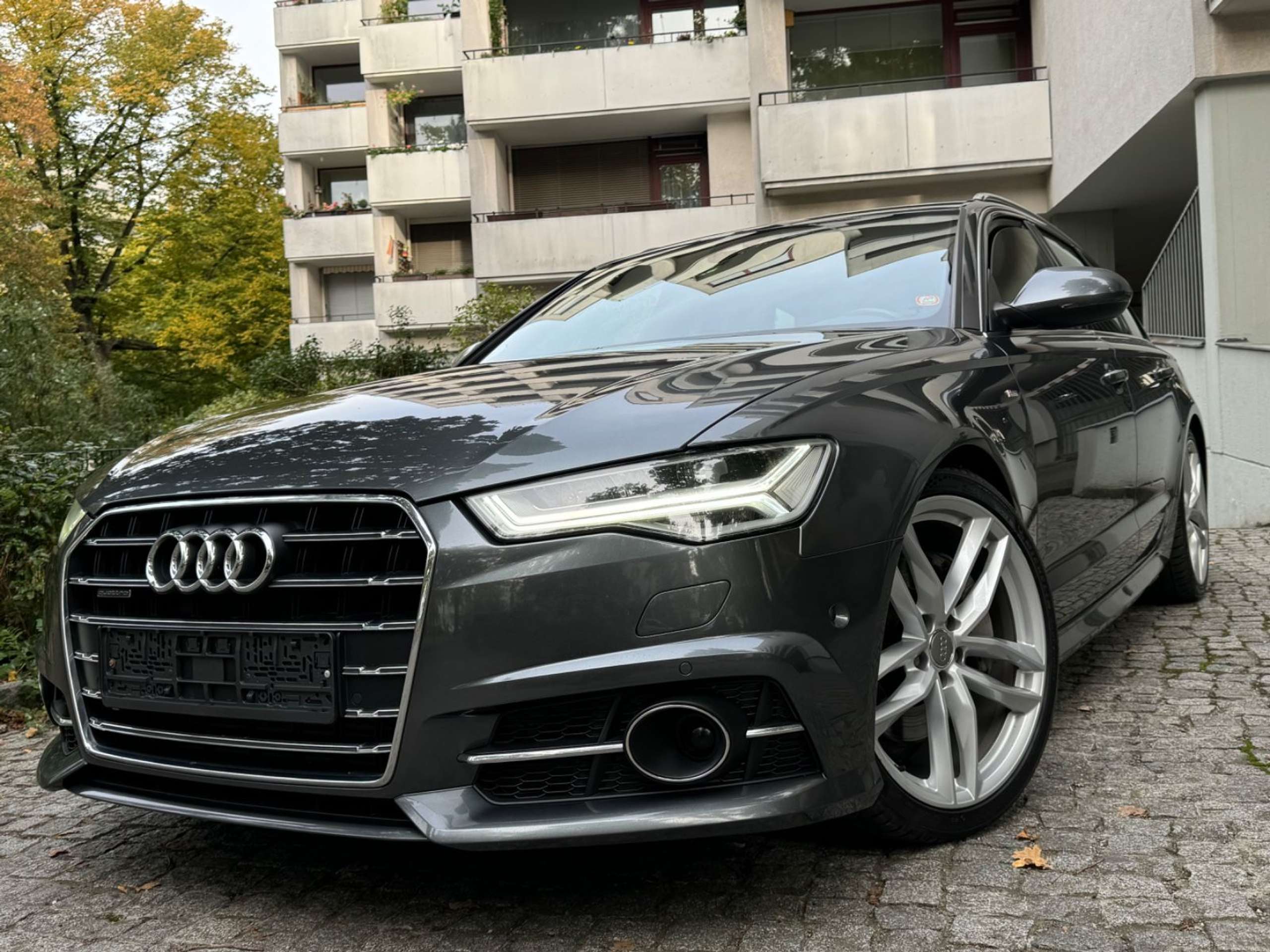 Audi - A6